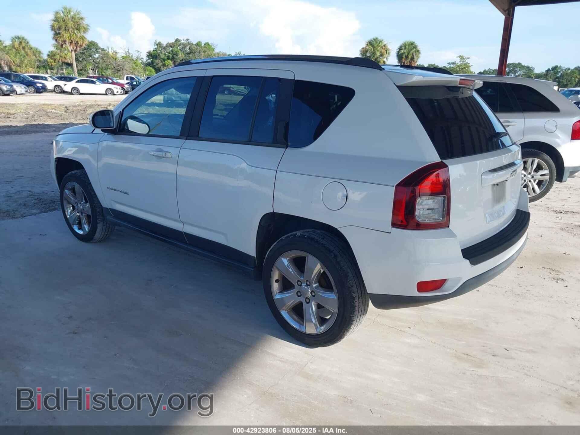 2014 JEEP COMPASS - VIN: 1C4NJCEB6ED786305 - Фото 3
