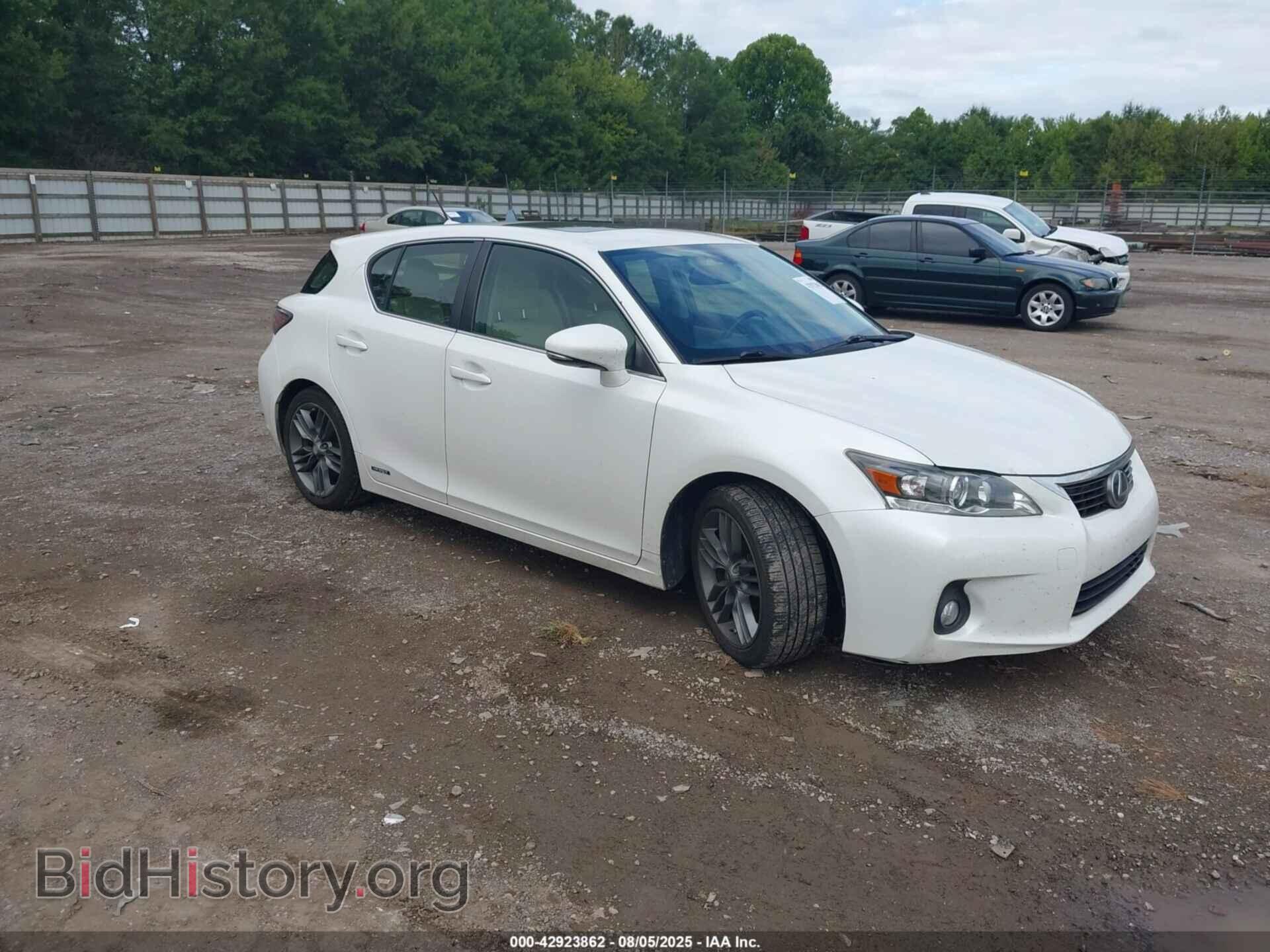 Фотография JTHKD5BH3D2169502 - LEXUS CT 200H 2013