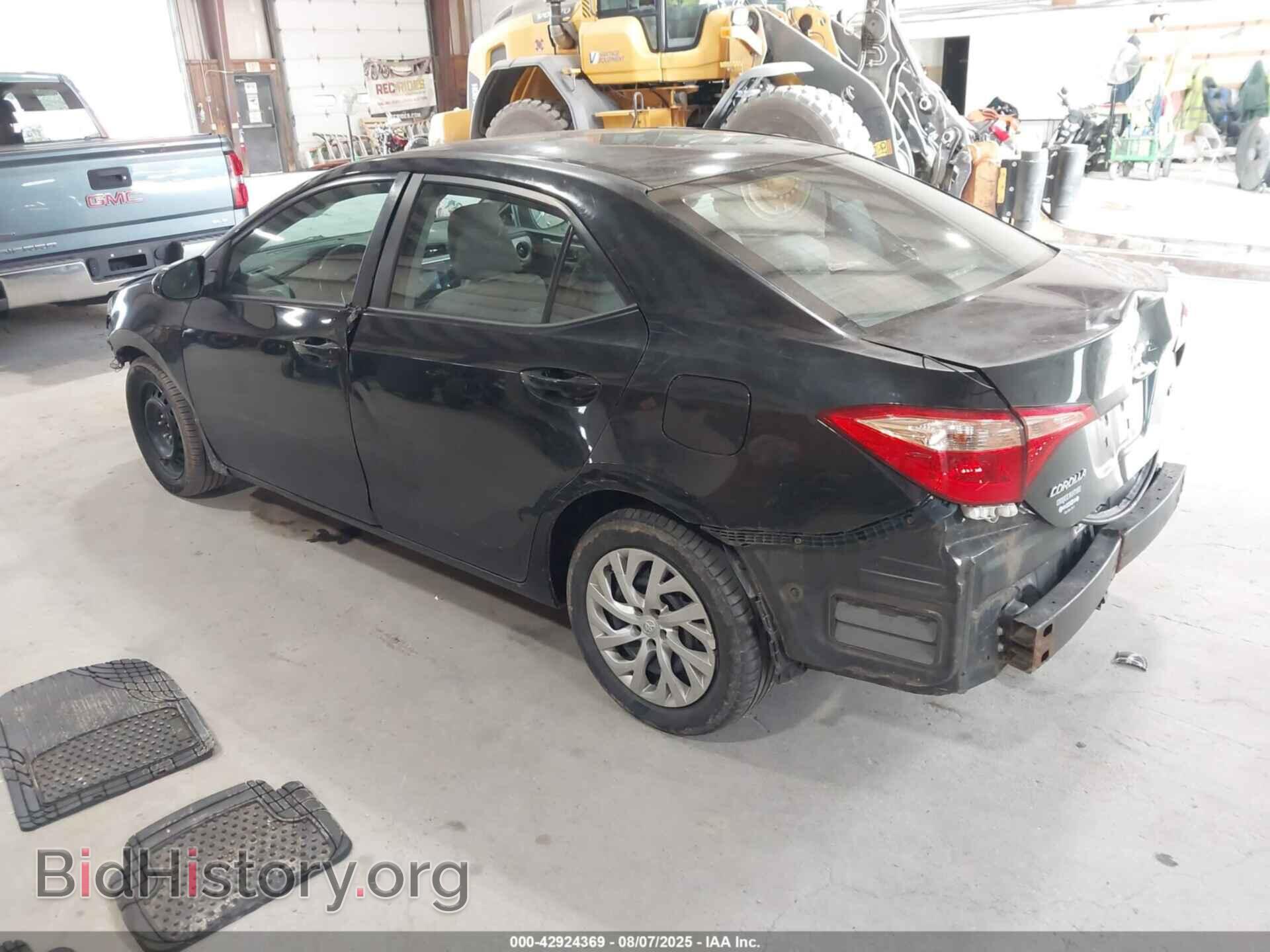 2017 TOYOTA COROLLA - VIN: 2T1BURHE2HC869055 - Фото 3