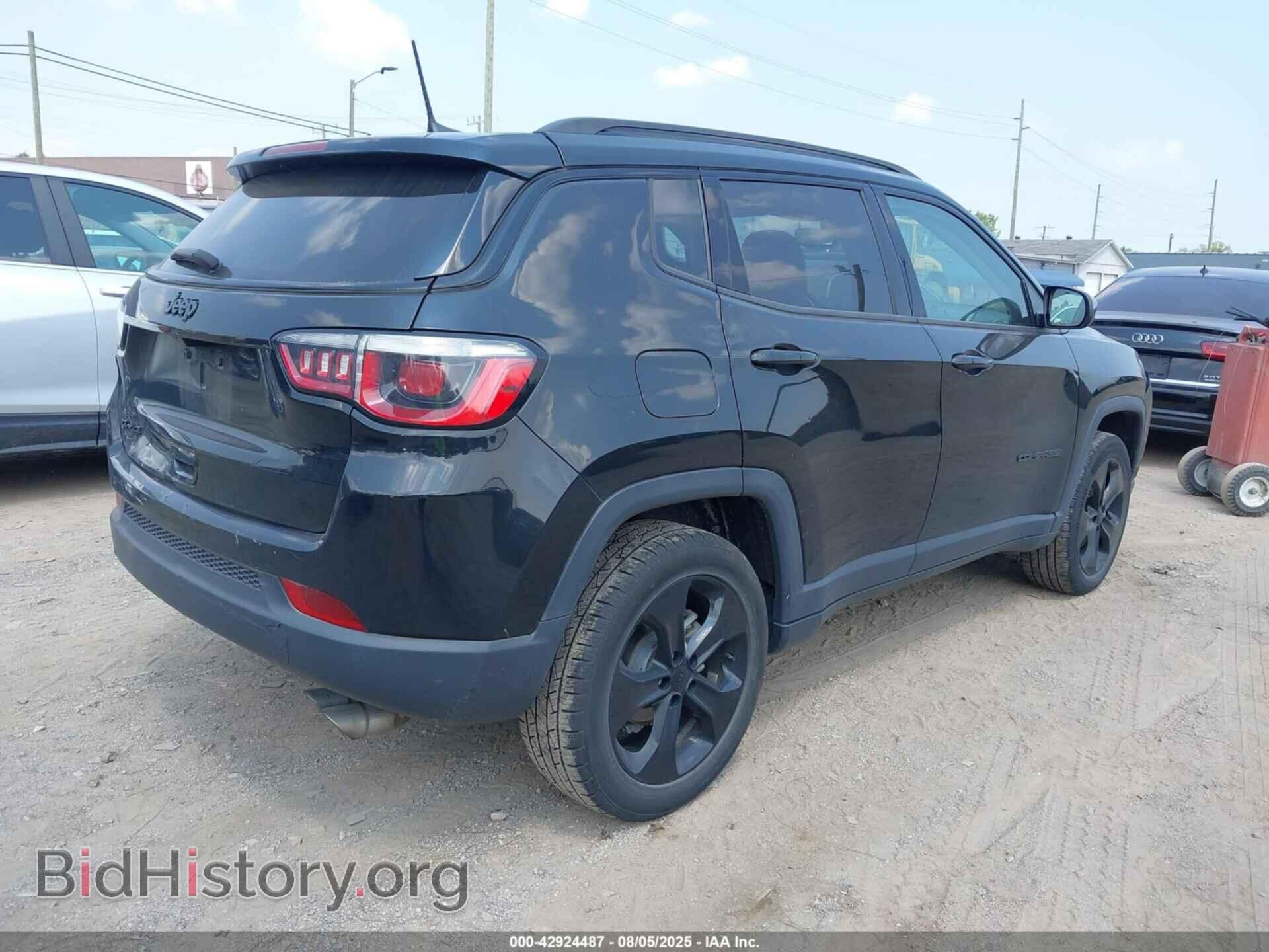 2019 JEEP COMPASS - VIN: 3C4NJDBB0KT647626 - Фото 4