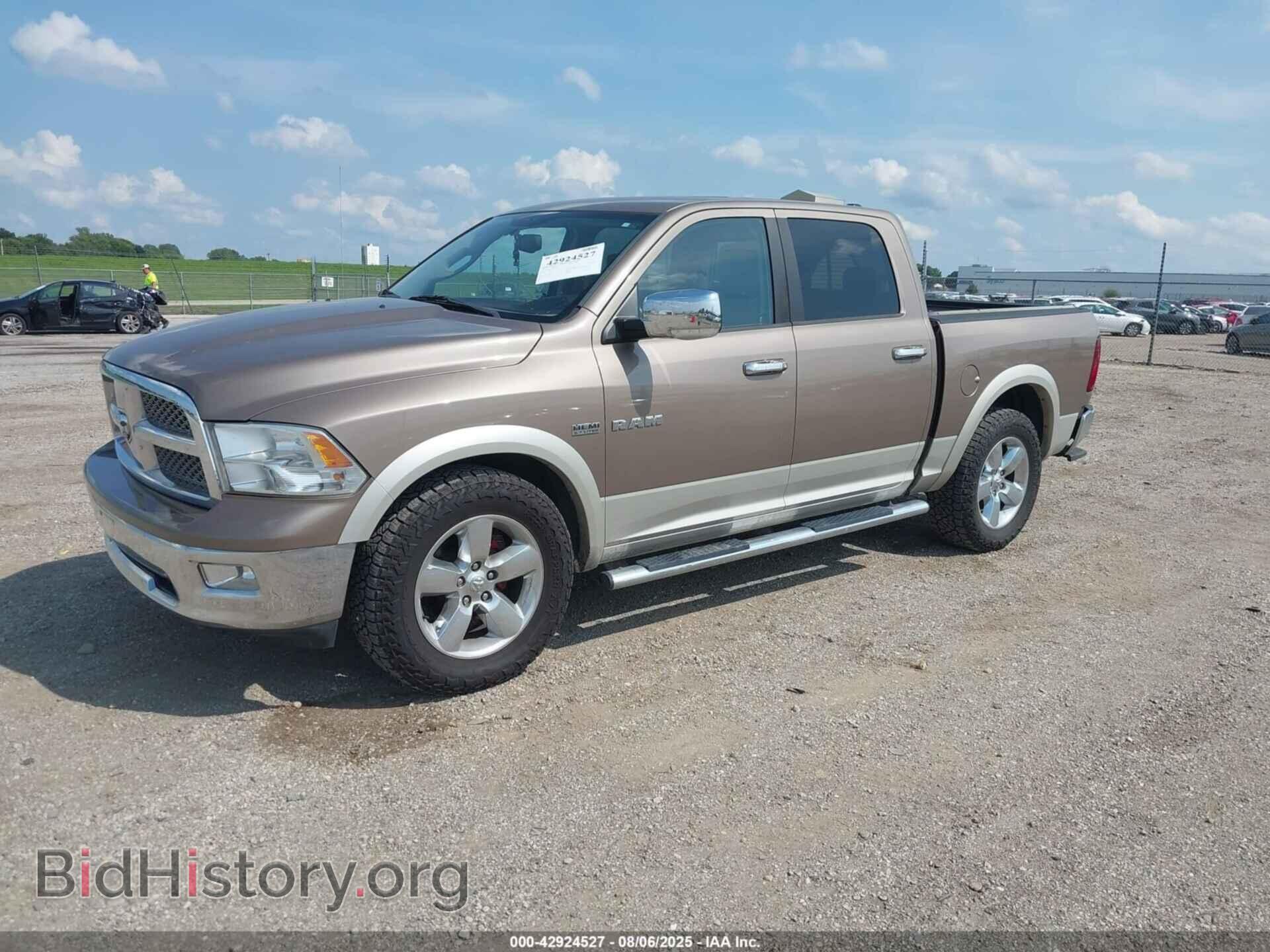 2010 DODGE RAM 1500 - VIN: 1D7RV1CT7AS212975 - Фото 2