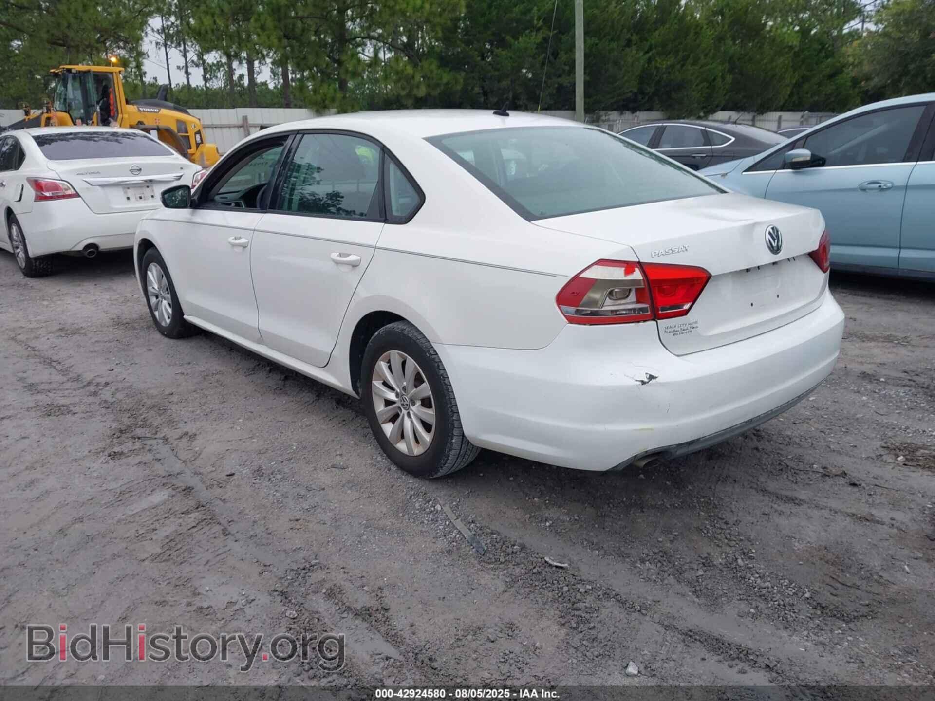 2013 VOLKSWAGEN PASSAT - VIN: 1VWAH7A35DC044480 - Фото 3