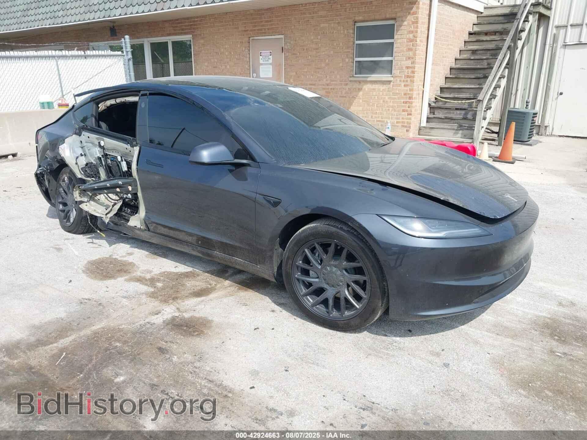 Photo 5YJ3E1EA8SF978000 - TESLA MODEL 3 2025