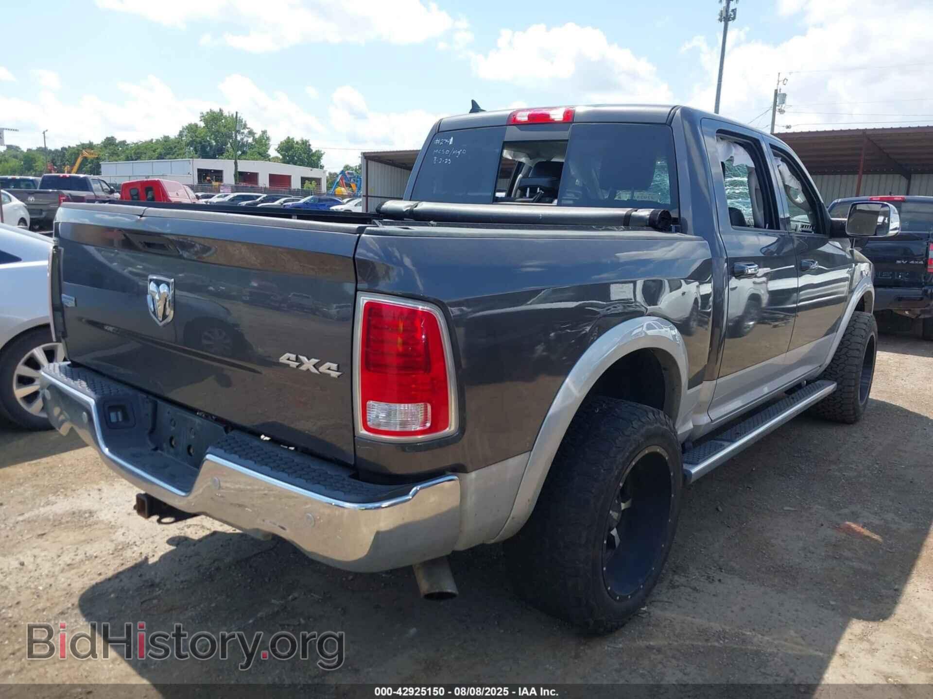 2017 RAM 1500 - VIN: 1C6RR7NT5HS767679 - Фото 4