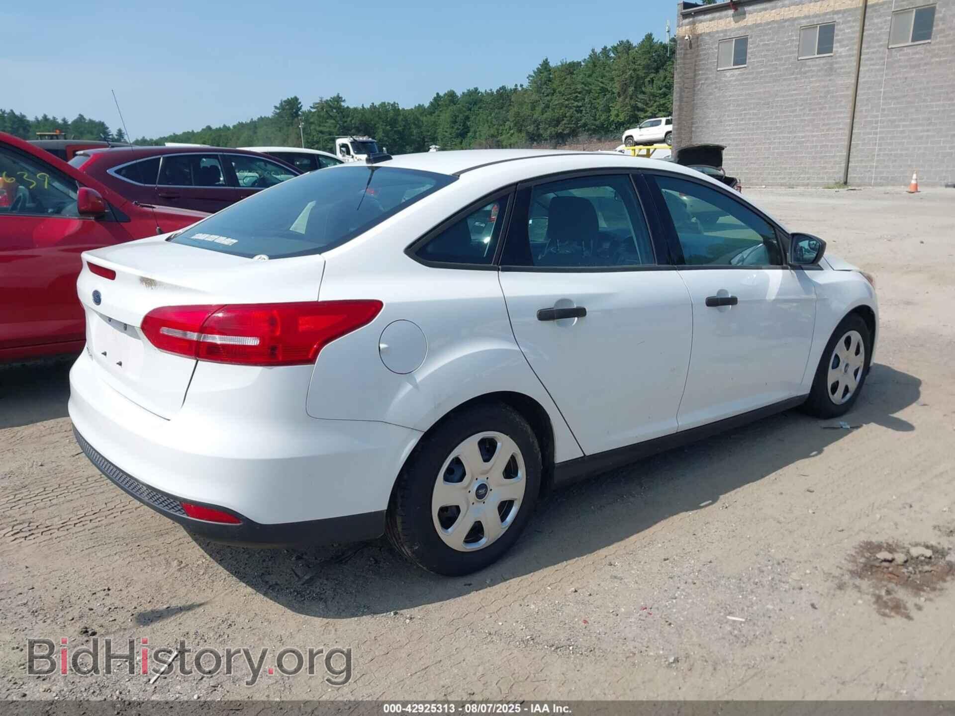2015 FORD FOCUS - VIN: 1FADP3E2XFL303695 - Photo 4