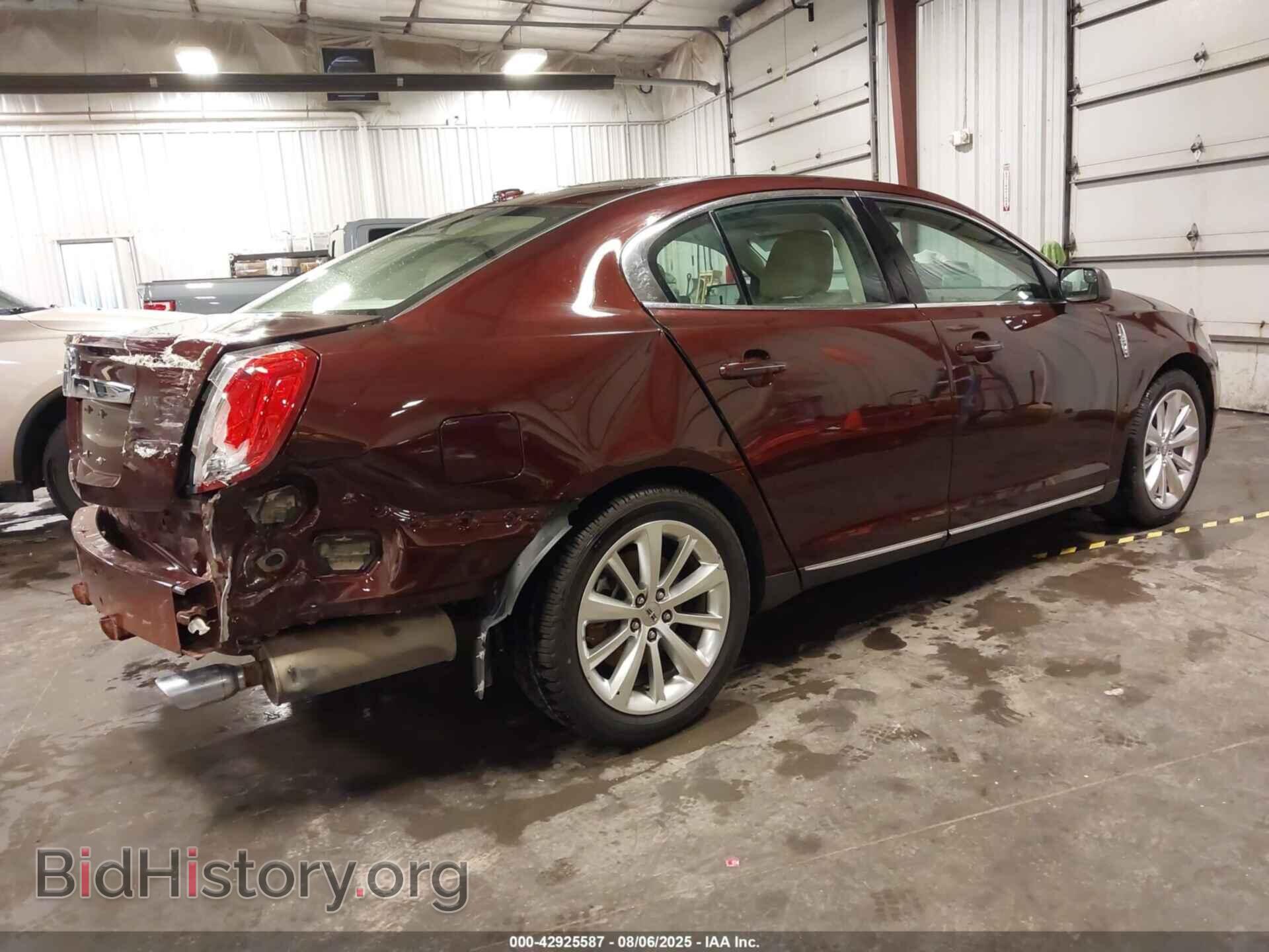 2010 LINCOLN MKS - VIN: 1LNHL9DR7AG610666 - Фото 4
