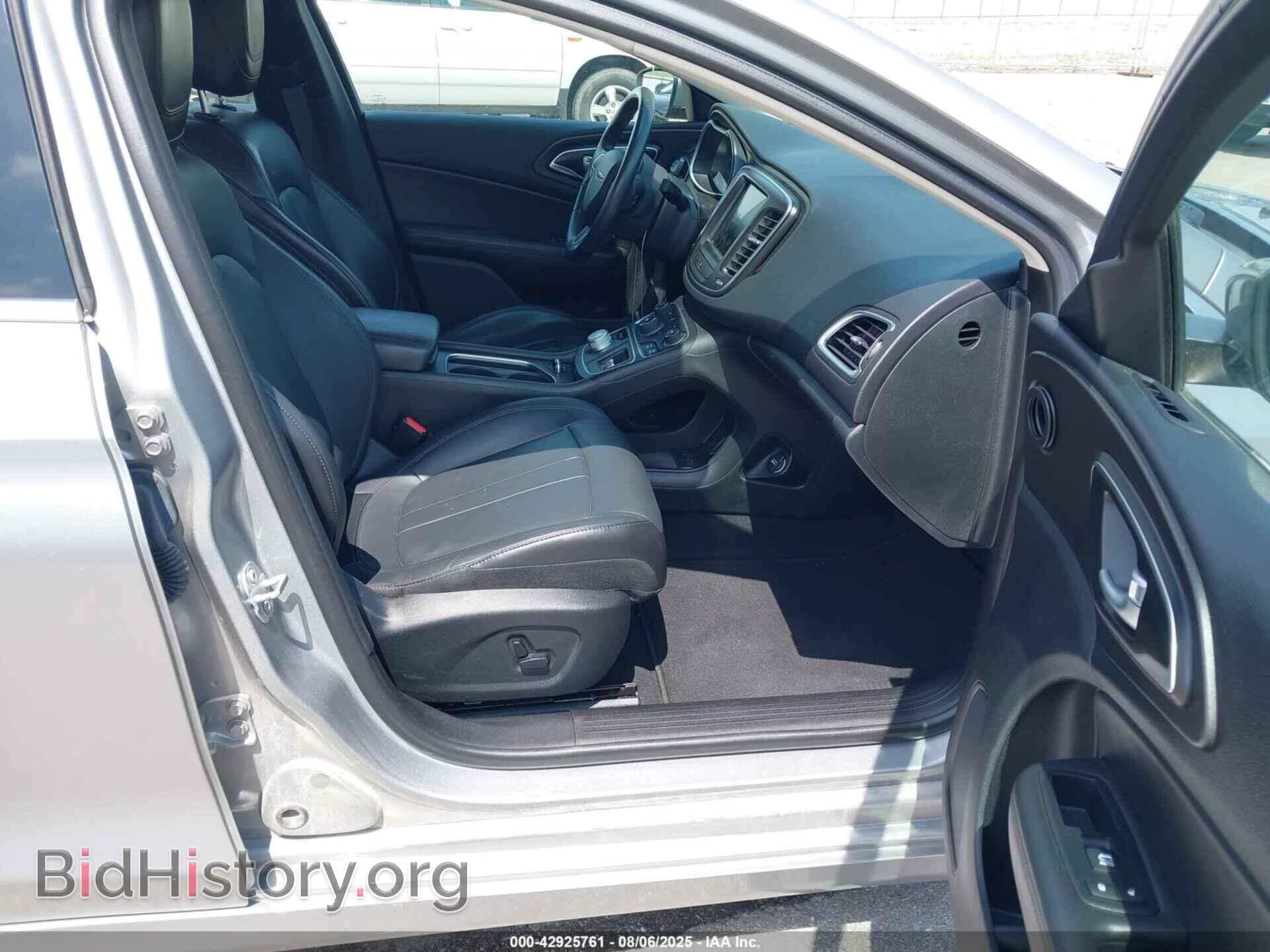 2016 CHRYSLER 200 - VIN: 1C3CCCAB3GN186950 - Фото 5