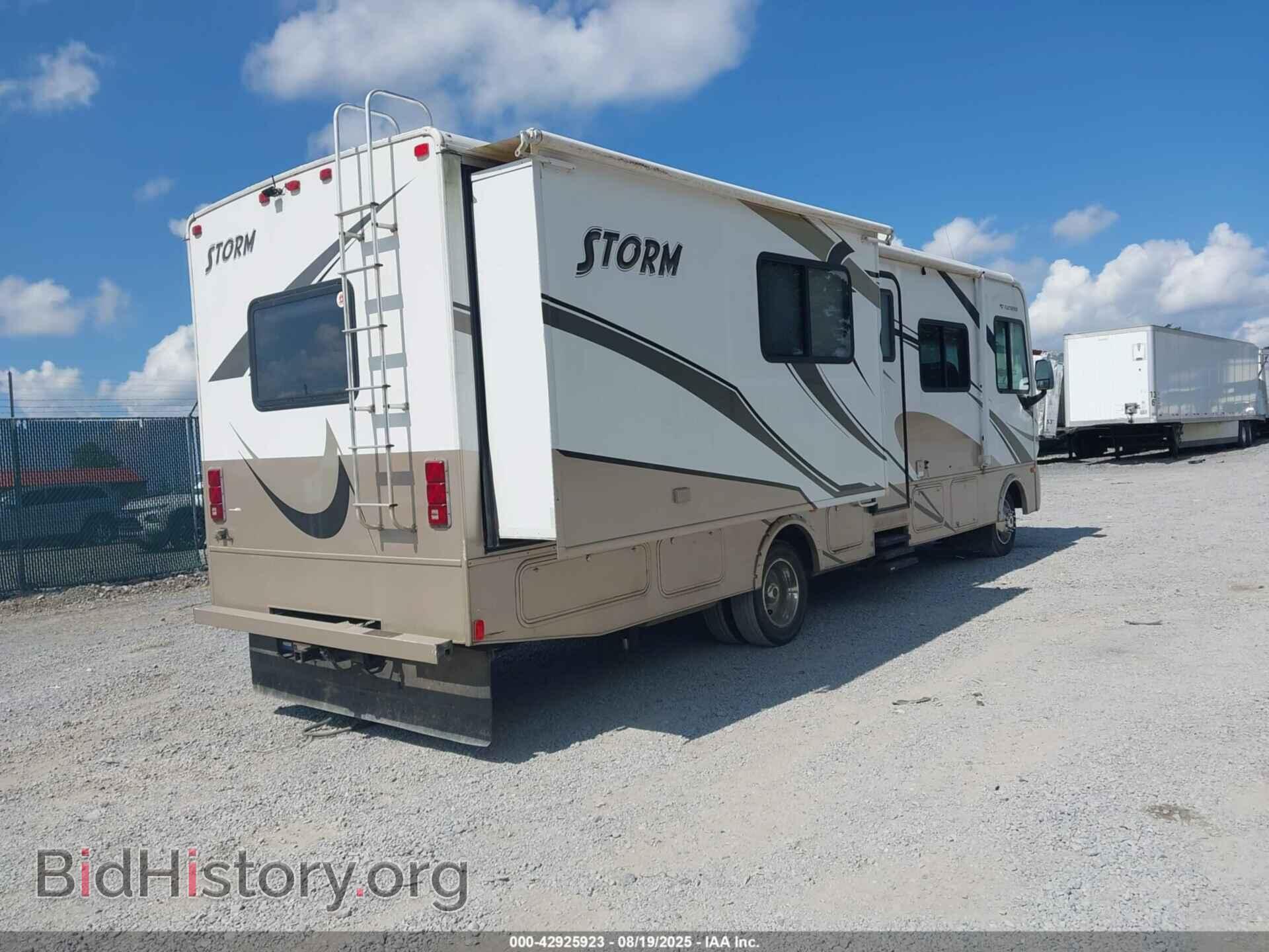 2011 FORD F53 - VIN: 1F65F5DY4B0A02289 - Photo 4