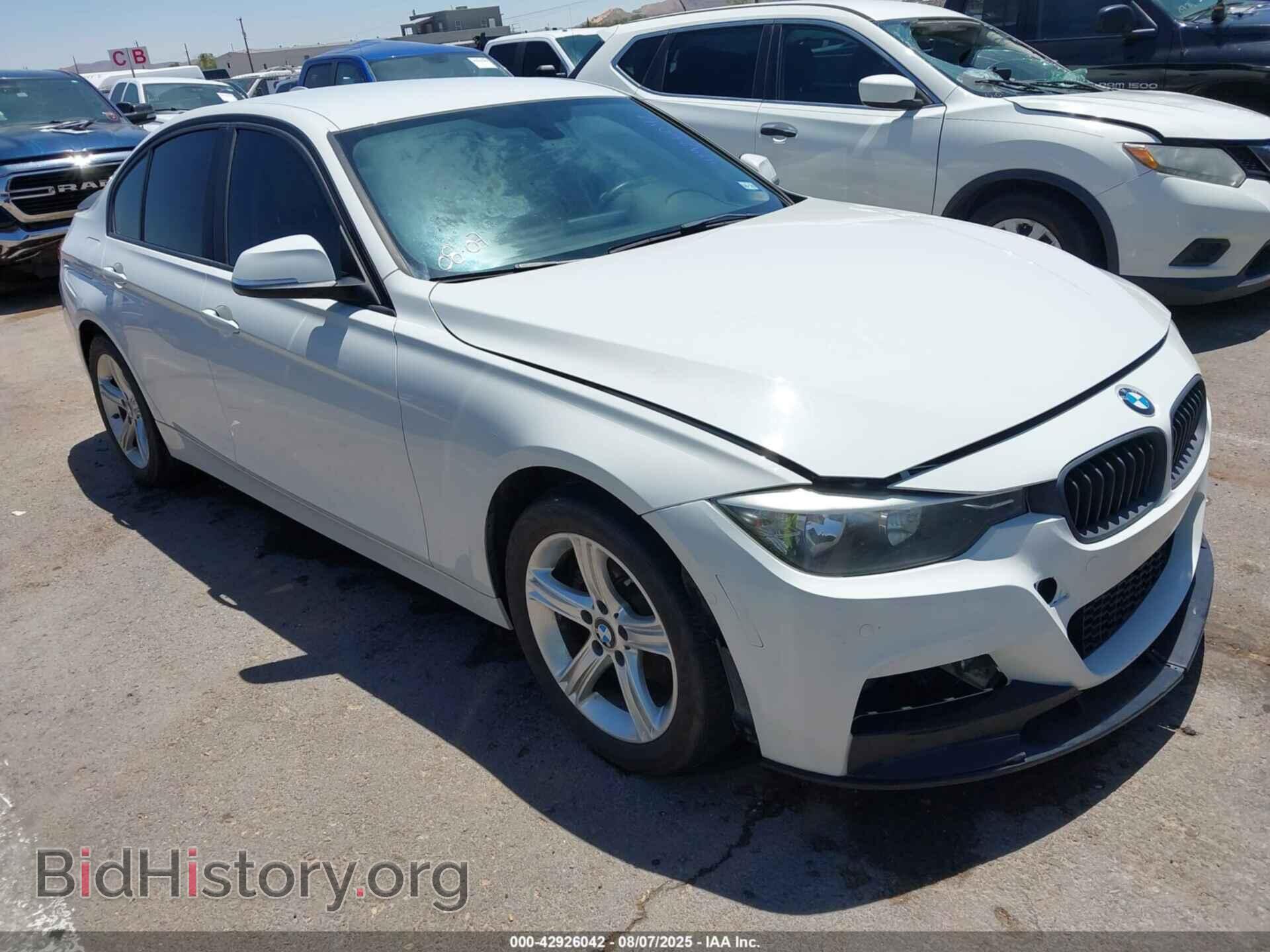 Фотография WBA3B1C56FK136373 - BMW 320I 2015