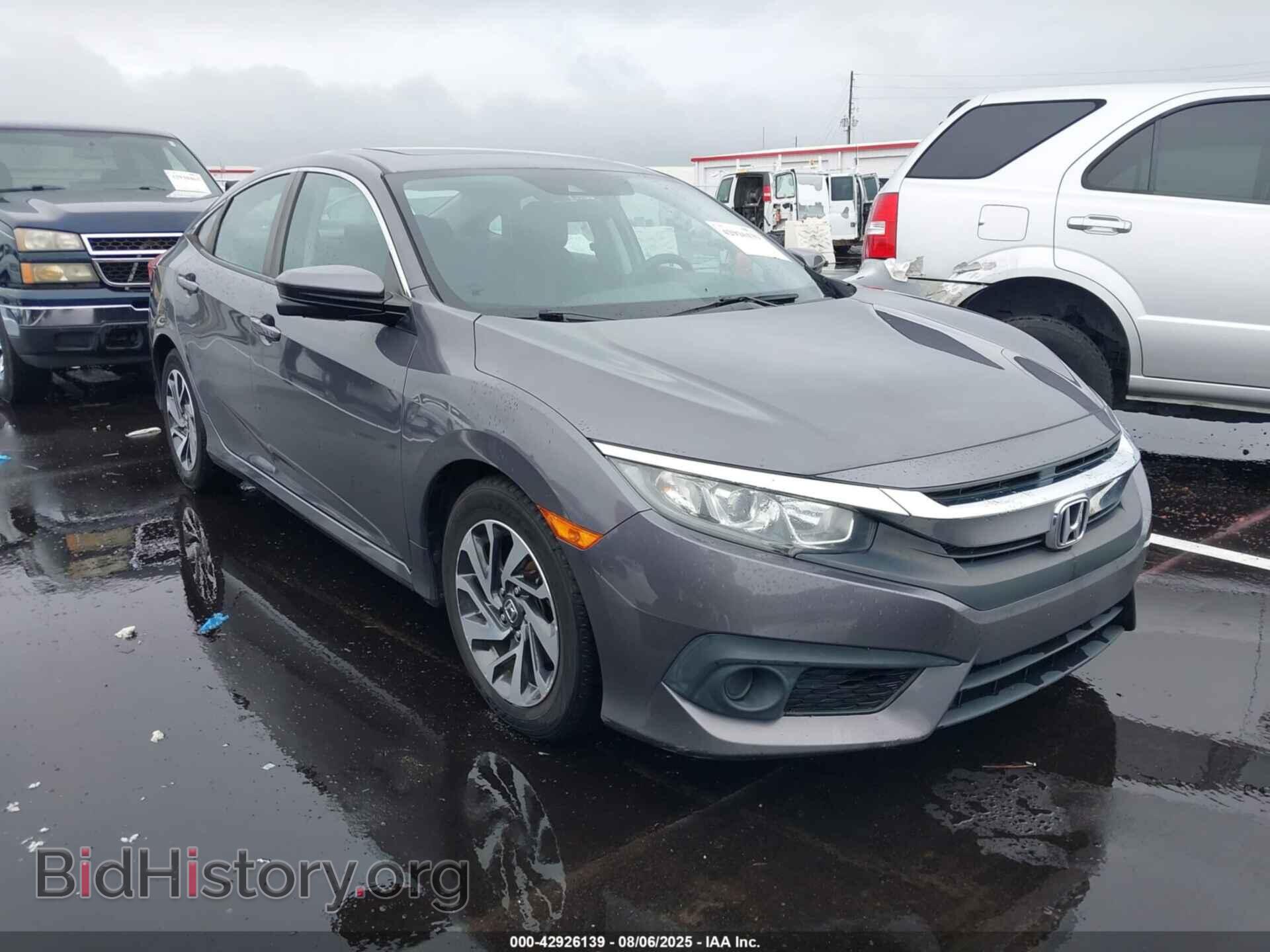 Photo 2HGFC2F82JH553807 - HONDA CIVIC 2018