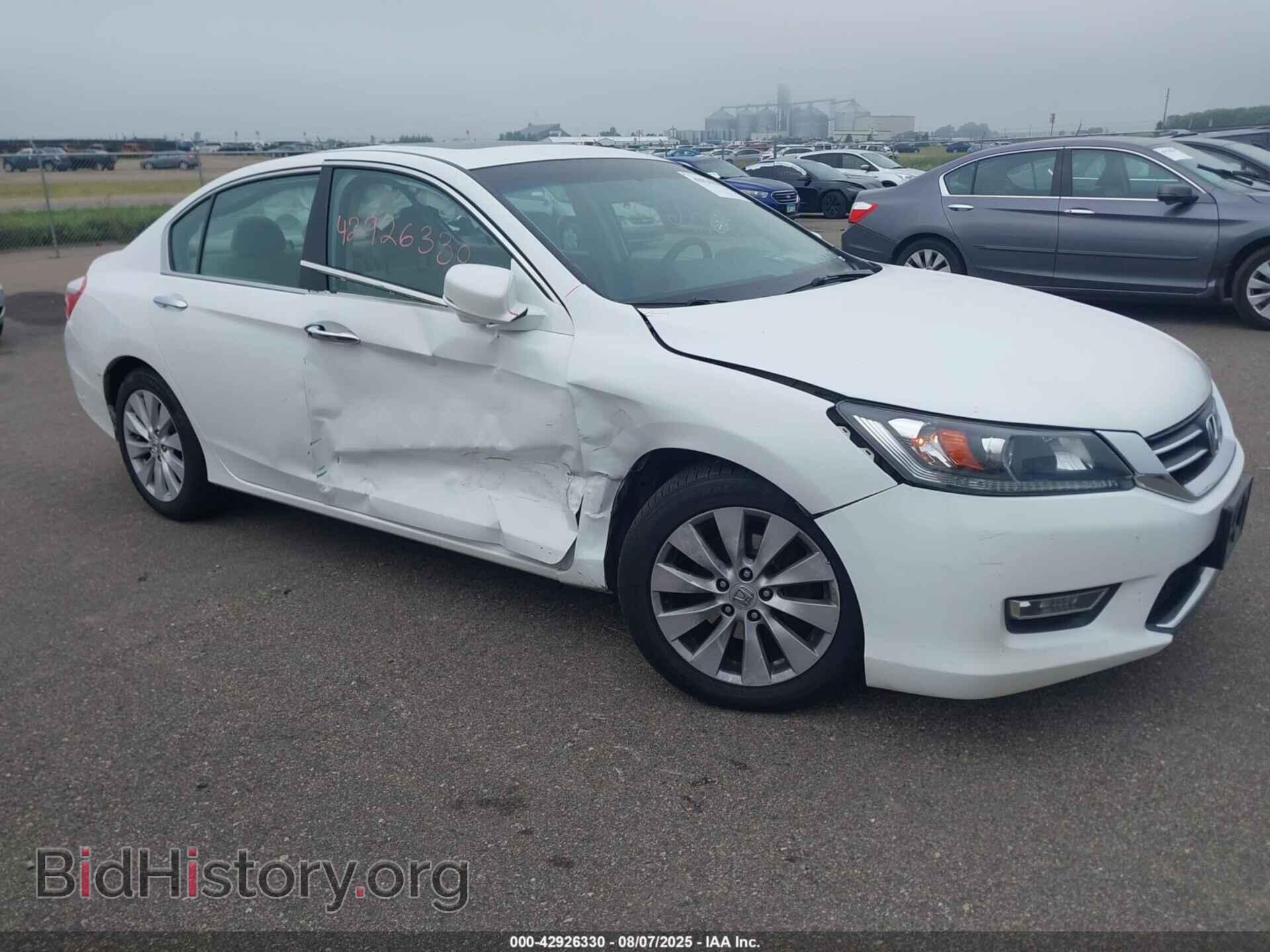 Photo 1HGCR2F74DA231066 - HONDA ACCORD 2013