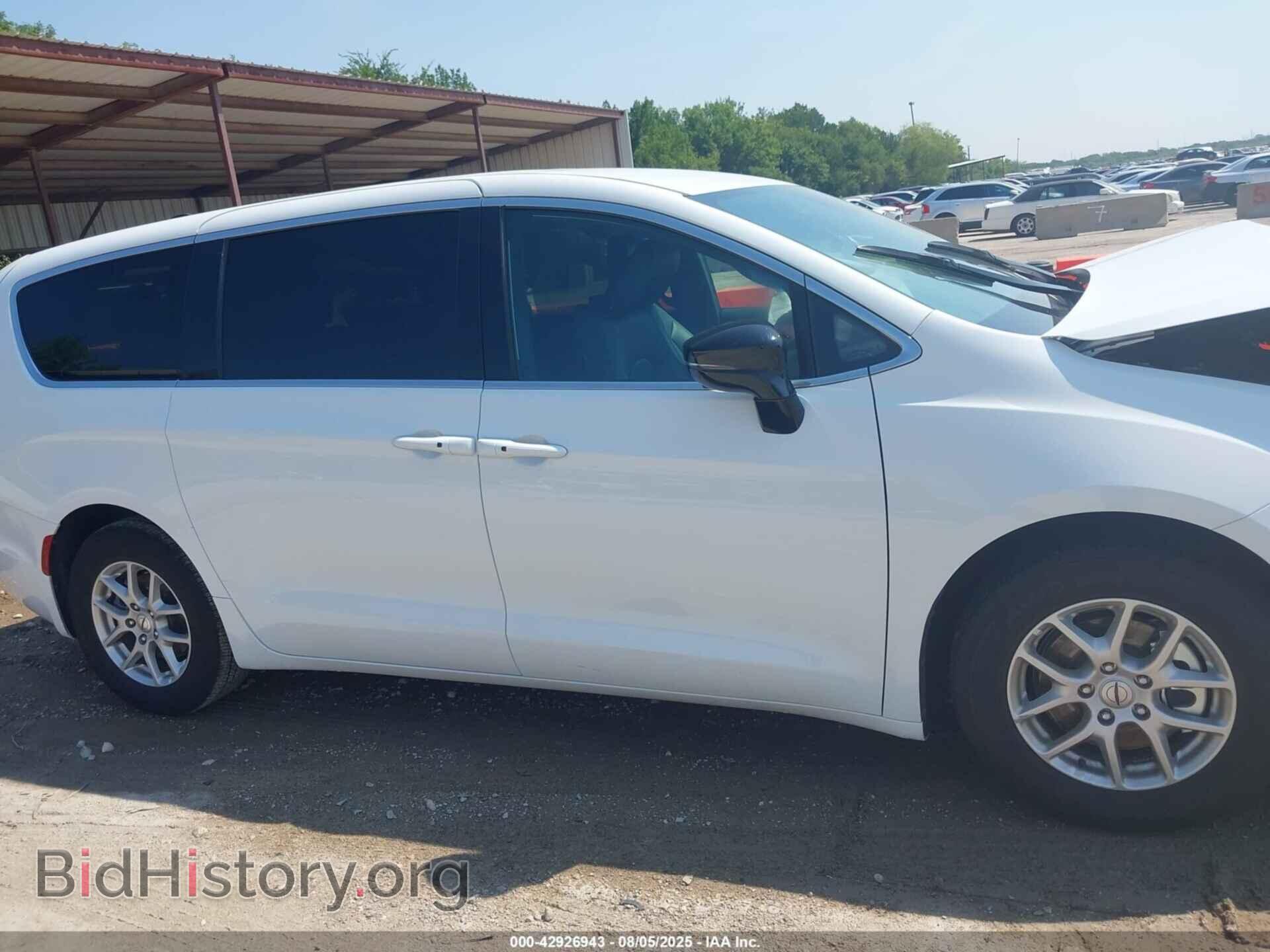 2025 CHRYSLER PACIFICA - VIN: 2C4RC1BG9SR523847 - Photo 13