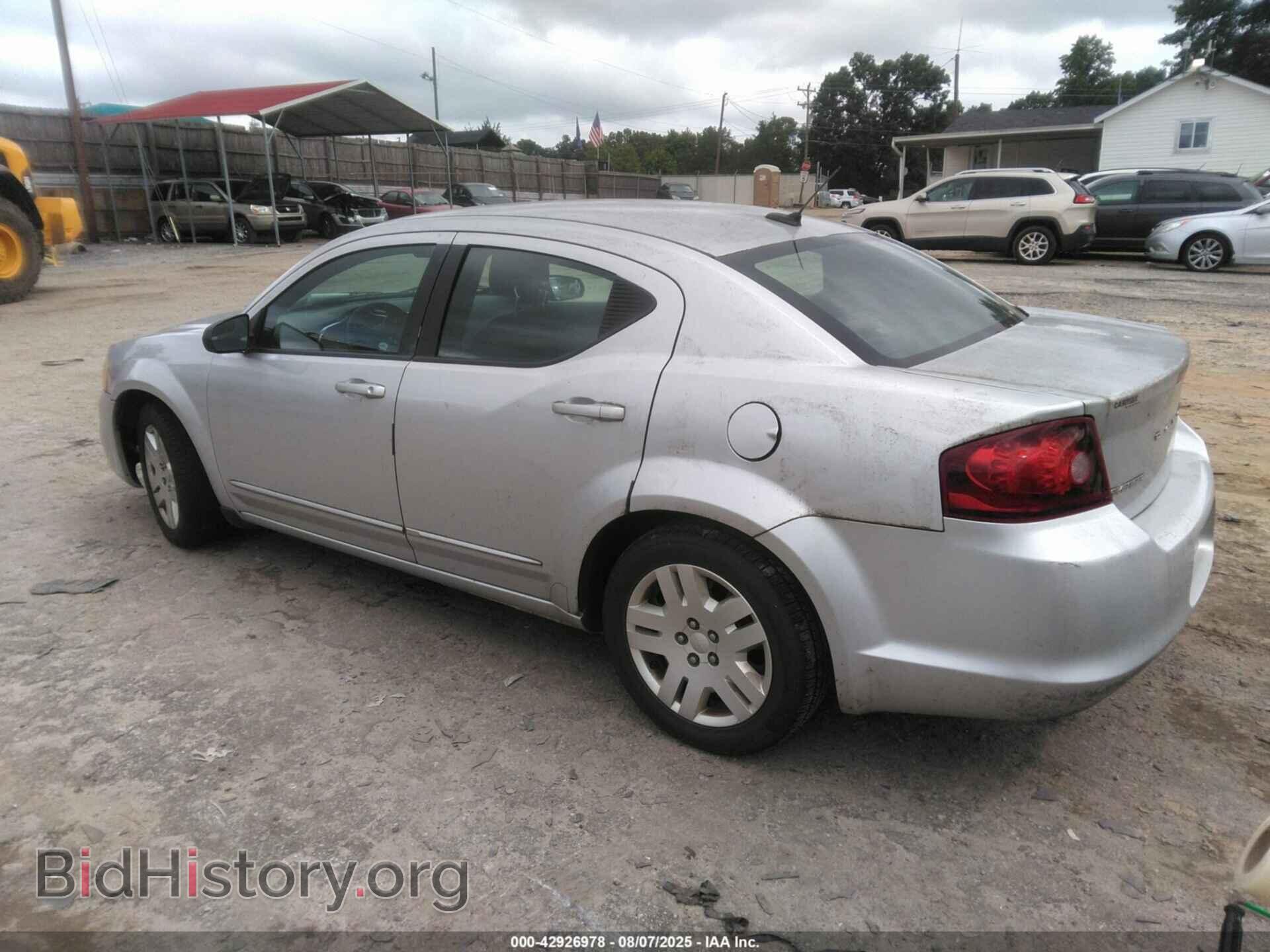 2011 DODGE AVENGER - VIN: 1B3BD4FB4BN608091 - Photo 3