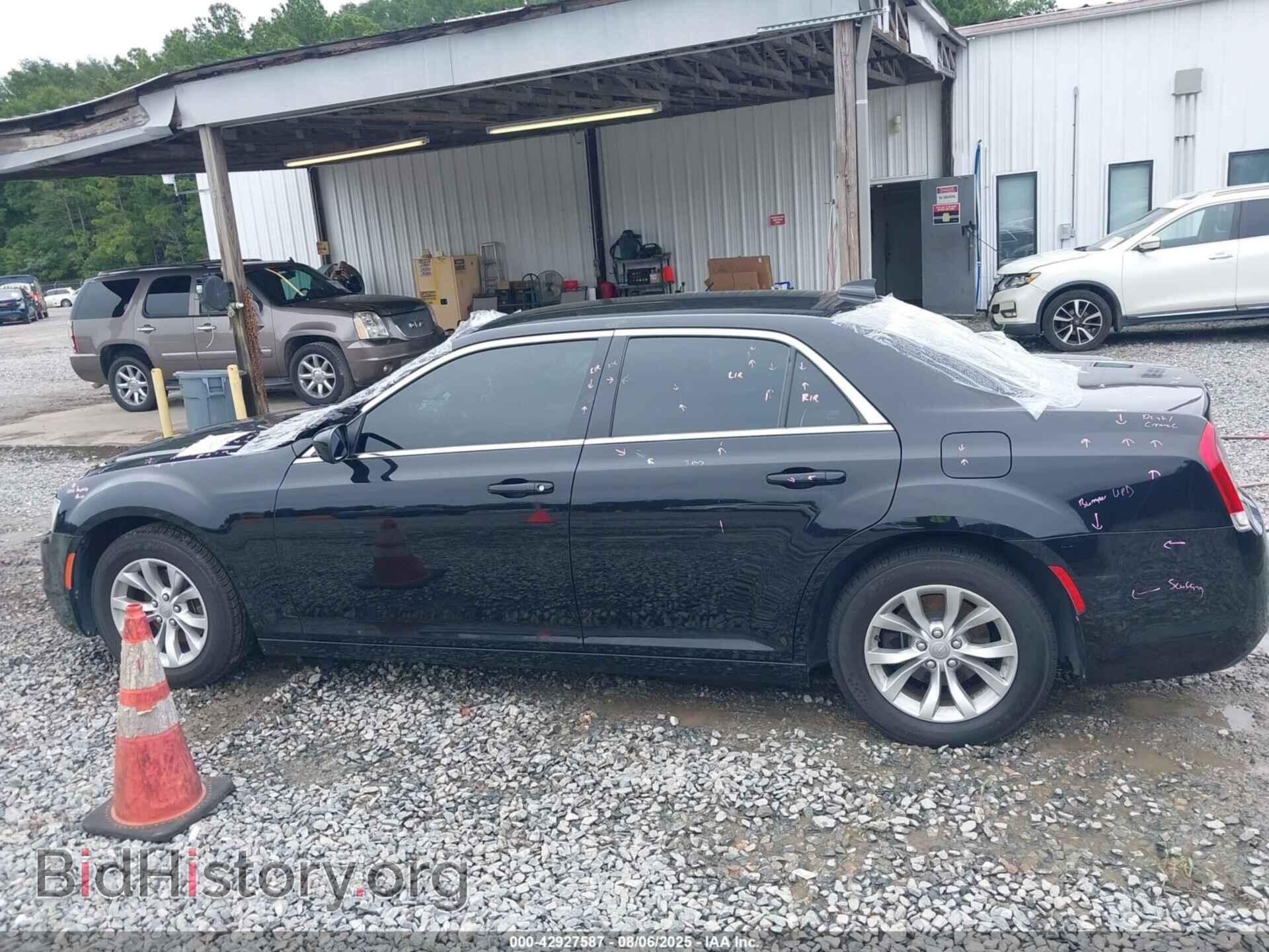 2018 CHRYSLER 300 - VIN: 2C3CCAAG9JH320442 - Фото 14