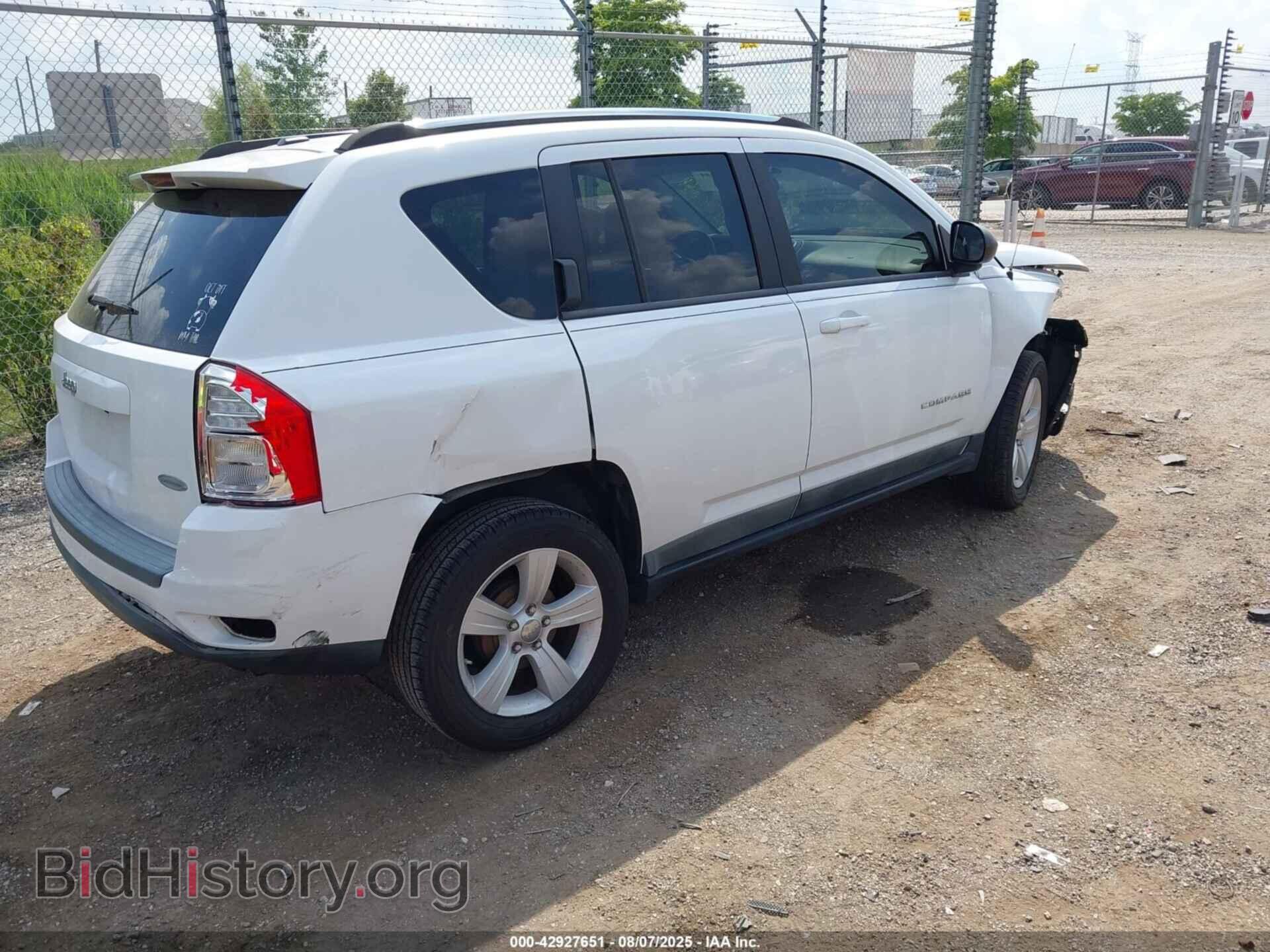 2011 JEEP COMPASS - VIN: 1J4NT1FAXBD178409 - Фото 4