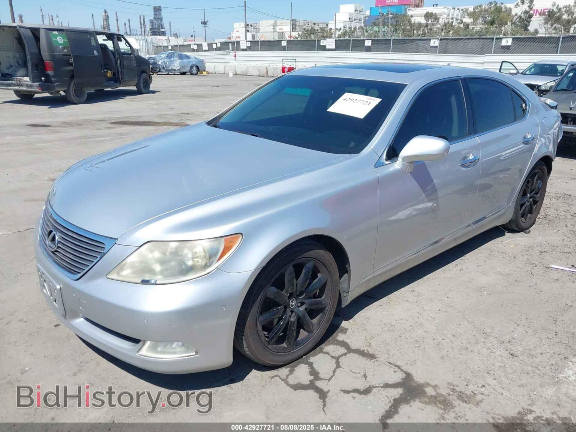 2007 LEXUS LS 460 - VIN: JTHBL46F075010610 - Photo 2