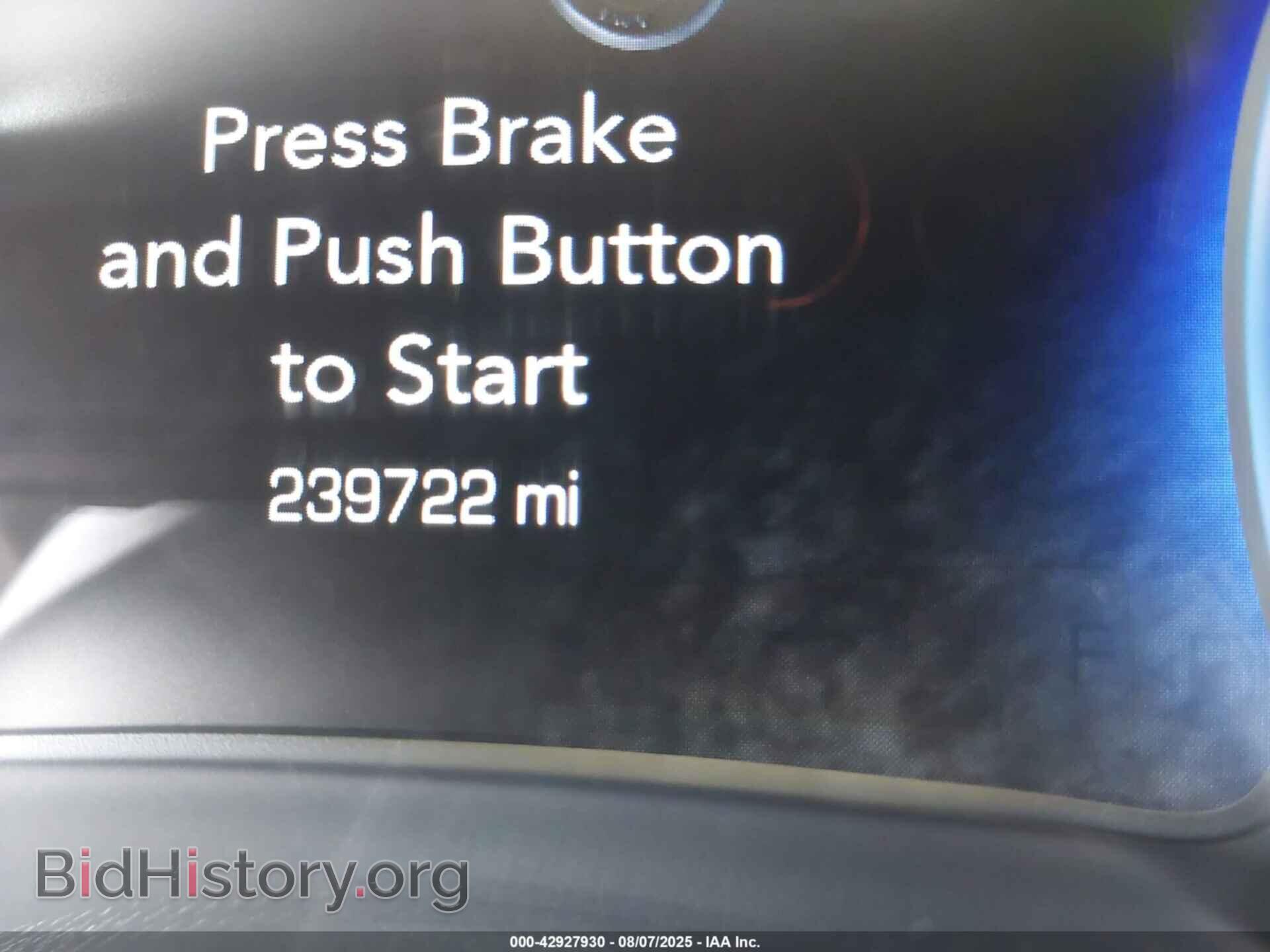 2017 CHRYSLER 300 - VIN: 2C3CCAAG2HH577680 - Фото 16