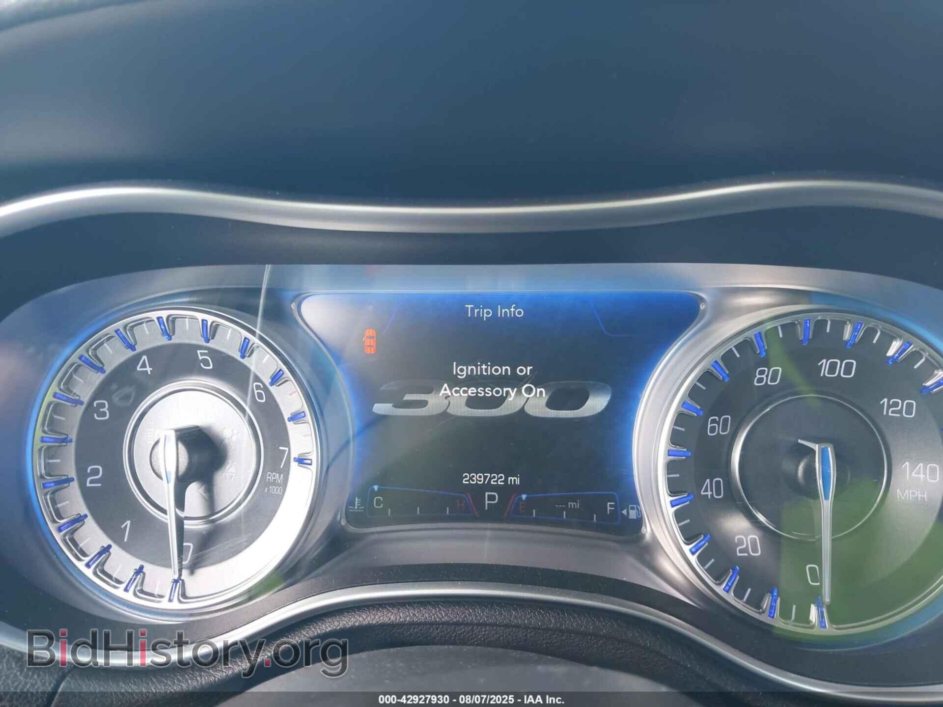 2017 CHRYSLER 300 - VIN: 2C3CCAAG2HH577680 - Фото 7