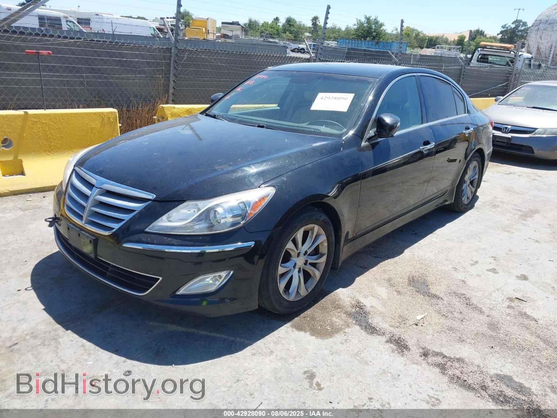 2013 HYUNDAI GENESIS - VIN: KMHGC4DD9DU219026 - Фото 2