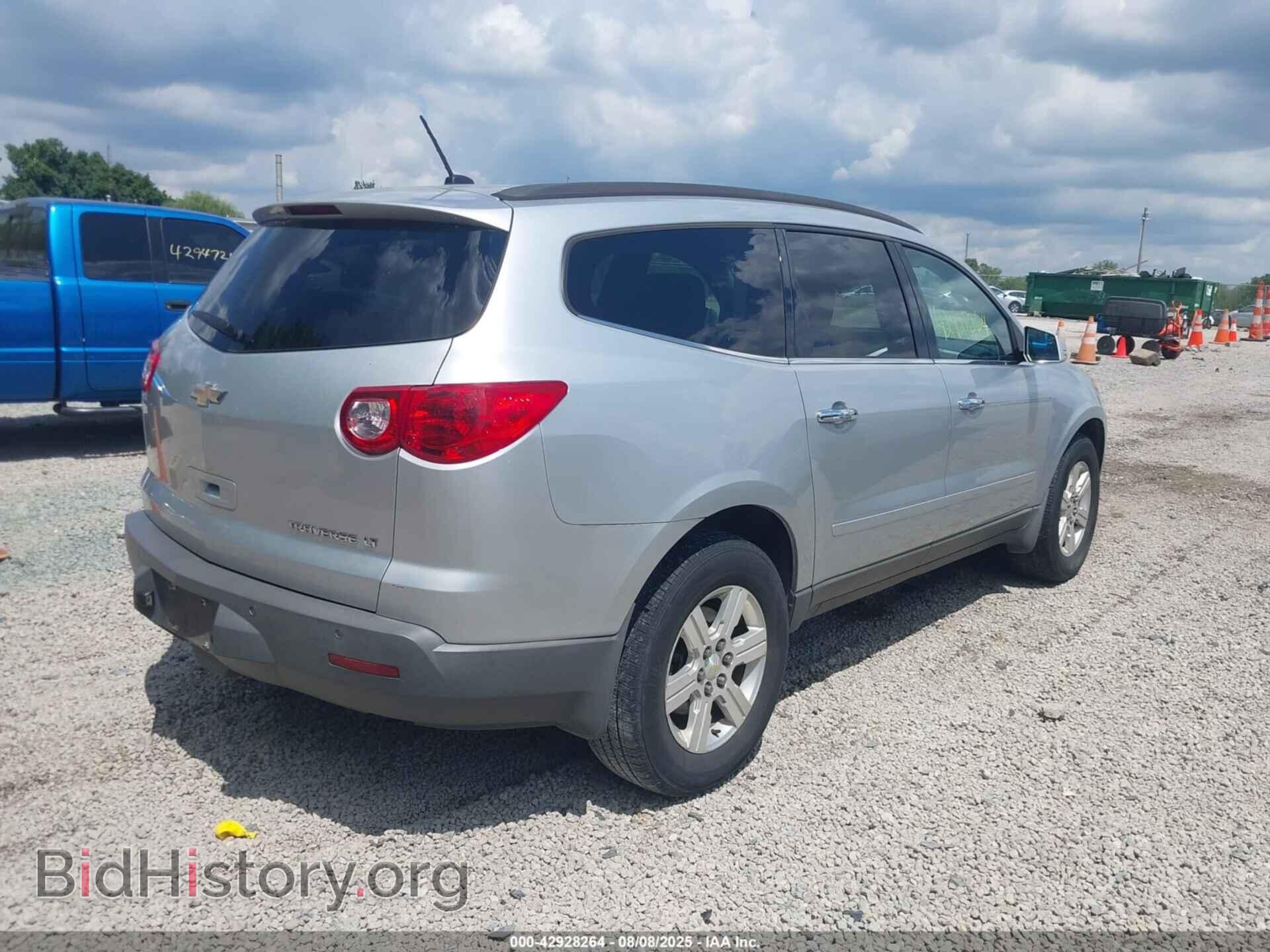 2012 CHEVROLET TRAVERSE - VIN: 1GNKRGED2CJ371587 - Фото 4