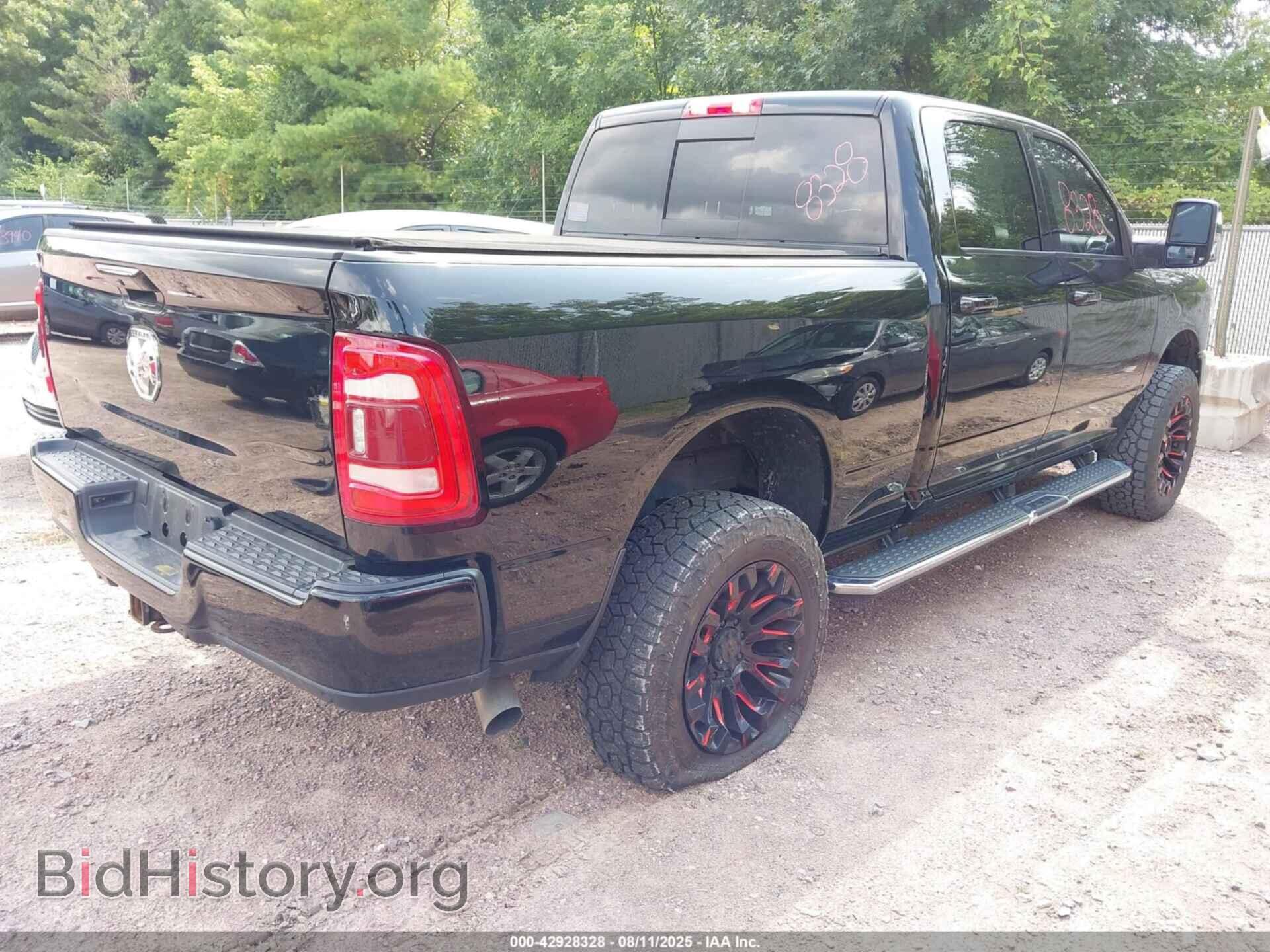 2024 RAM 2500 - VIN: 3C6UR5FLXRG163499 - Фото 4
