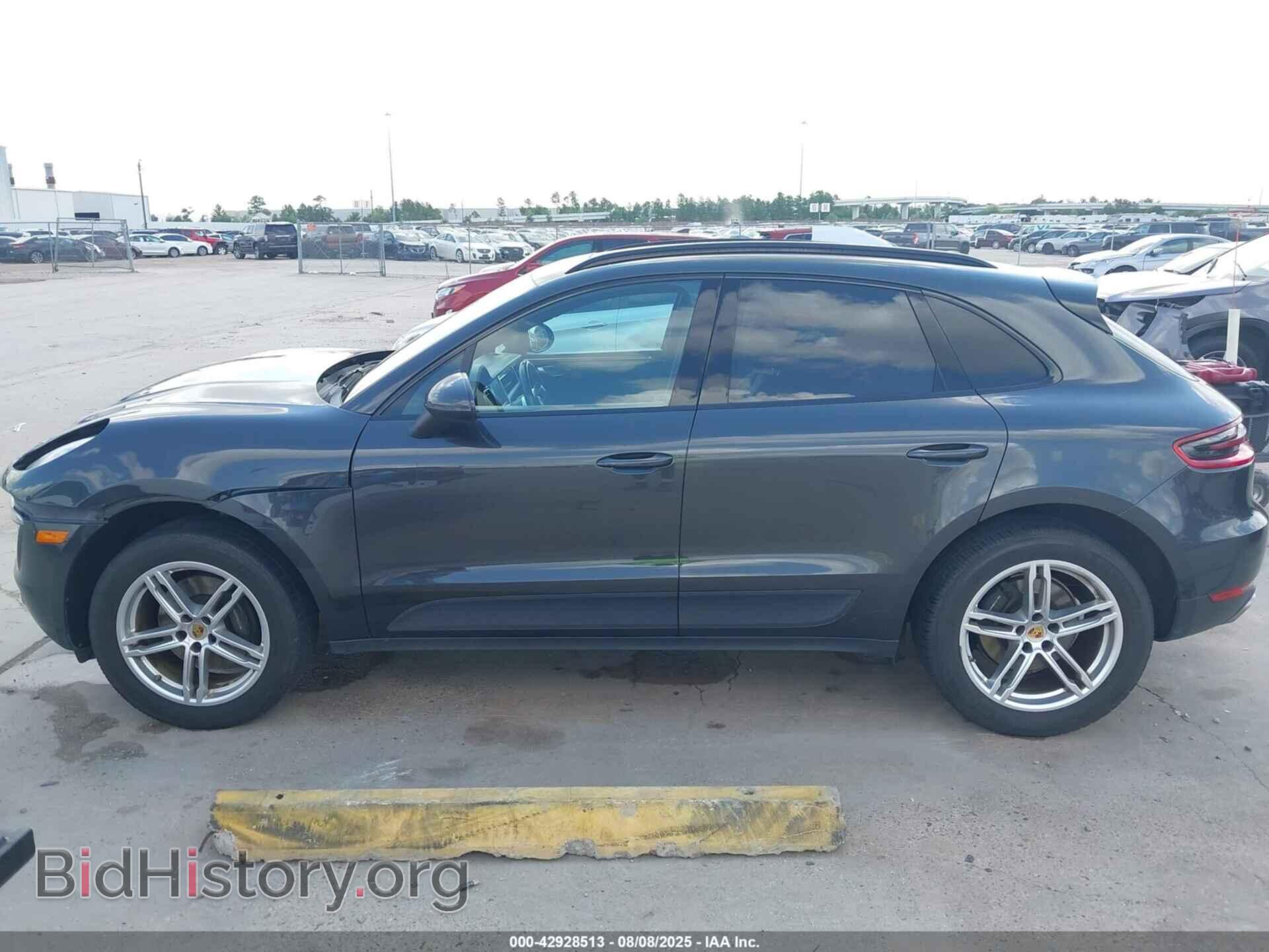 2017 PORSCHE MACAN - VIN: WP1AA2A59HLB04132 - Photo 14