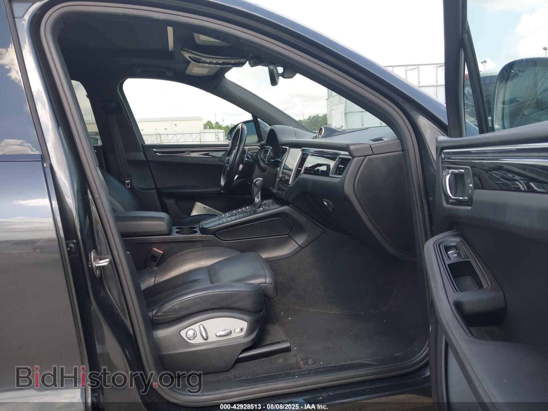 2017 PORSCHE MACAN - VIN: WP1AA2A59HLB04132 - Photo 5
