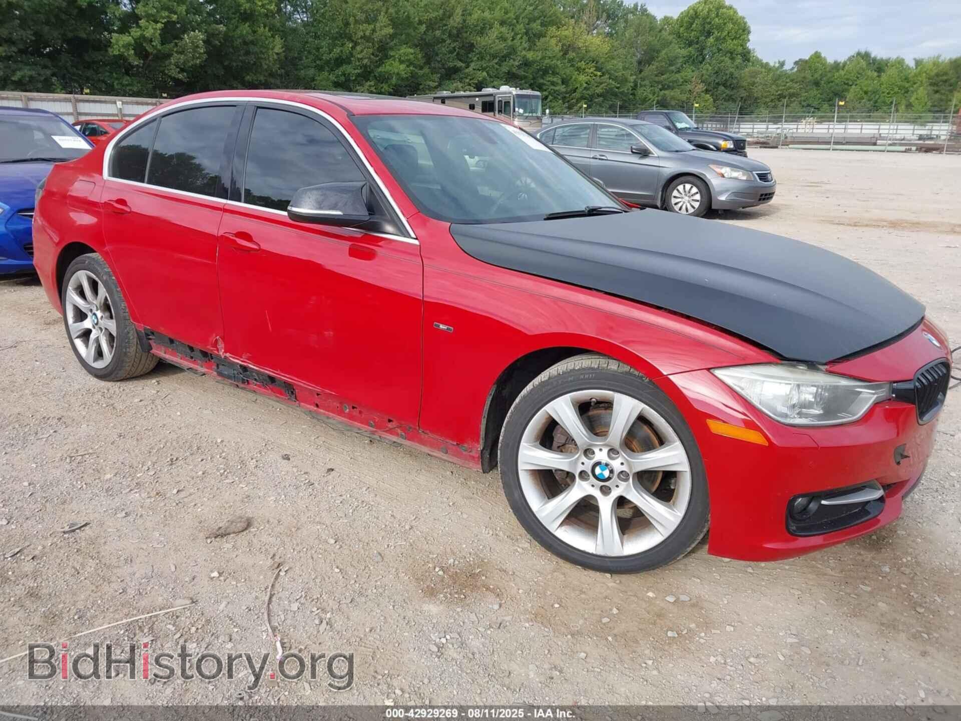 Фотография WBA3C3G59FNT52266 - BMW 320I 2015