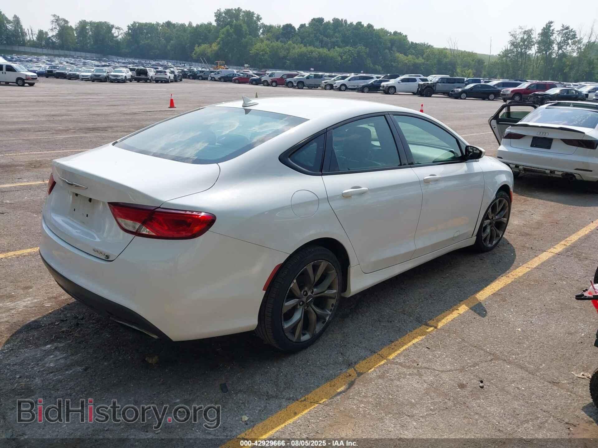 2015 CHRYSLER 200 - VIN: 1C3CCCBBXFN715694 - Фото 4