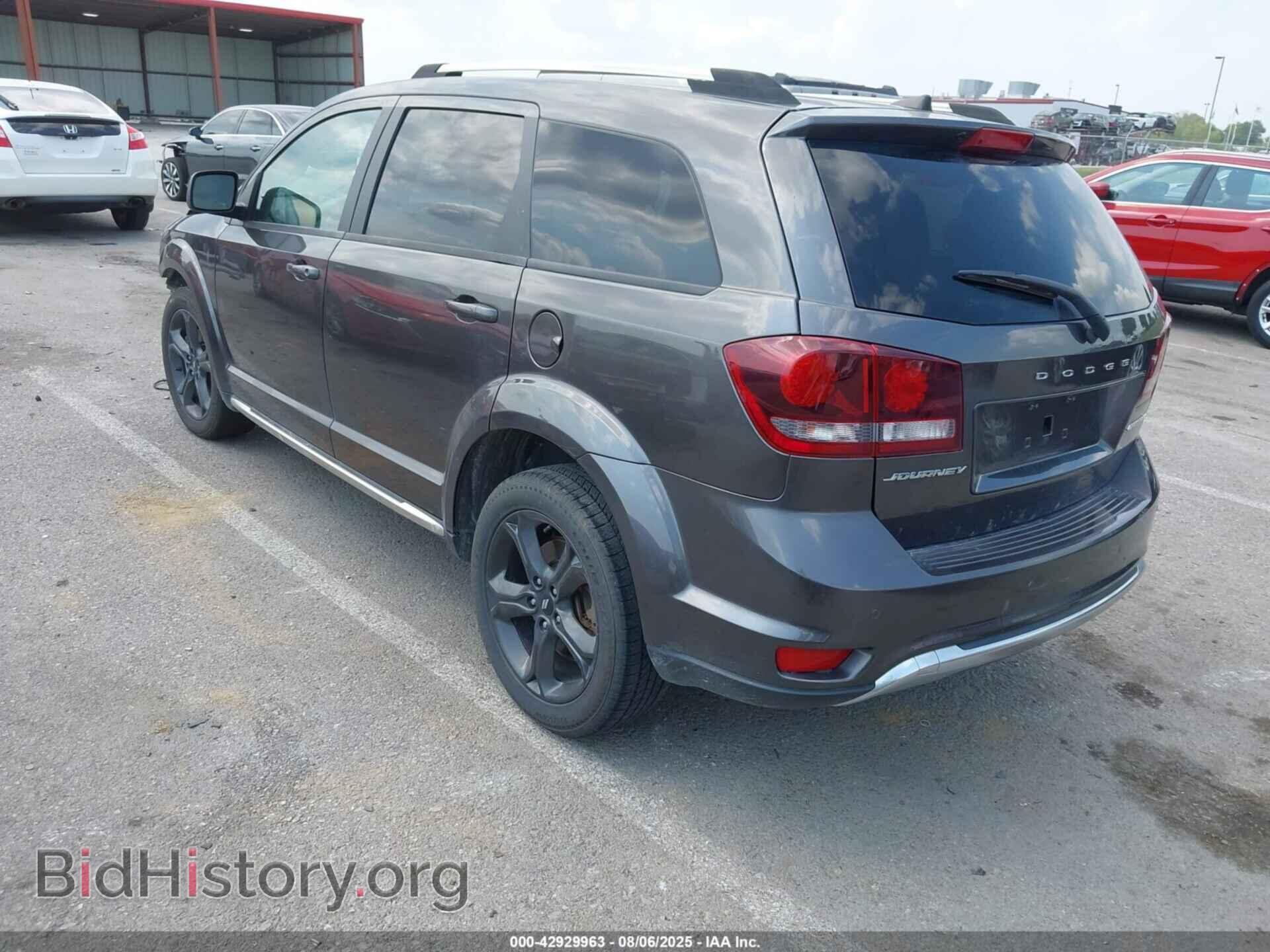 2020 DODGE JOURNEY - VIN: 3C4PDCGB9LT192554 - Фото 3