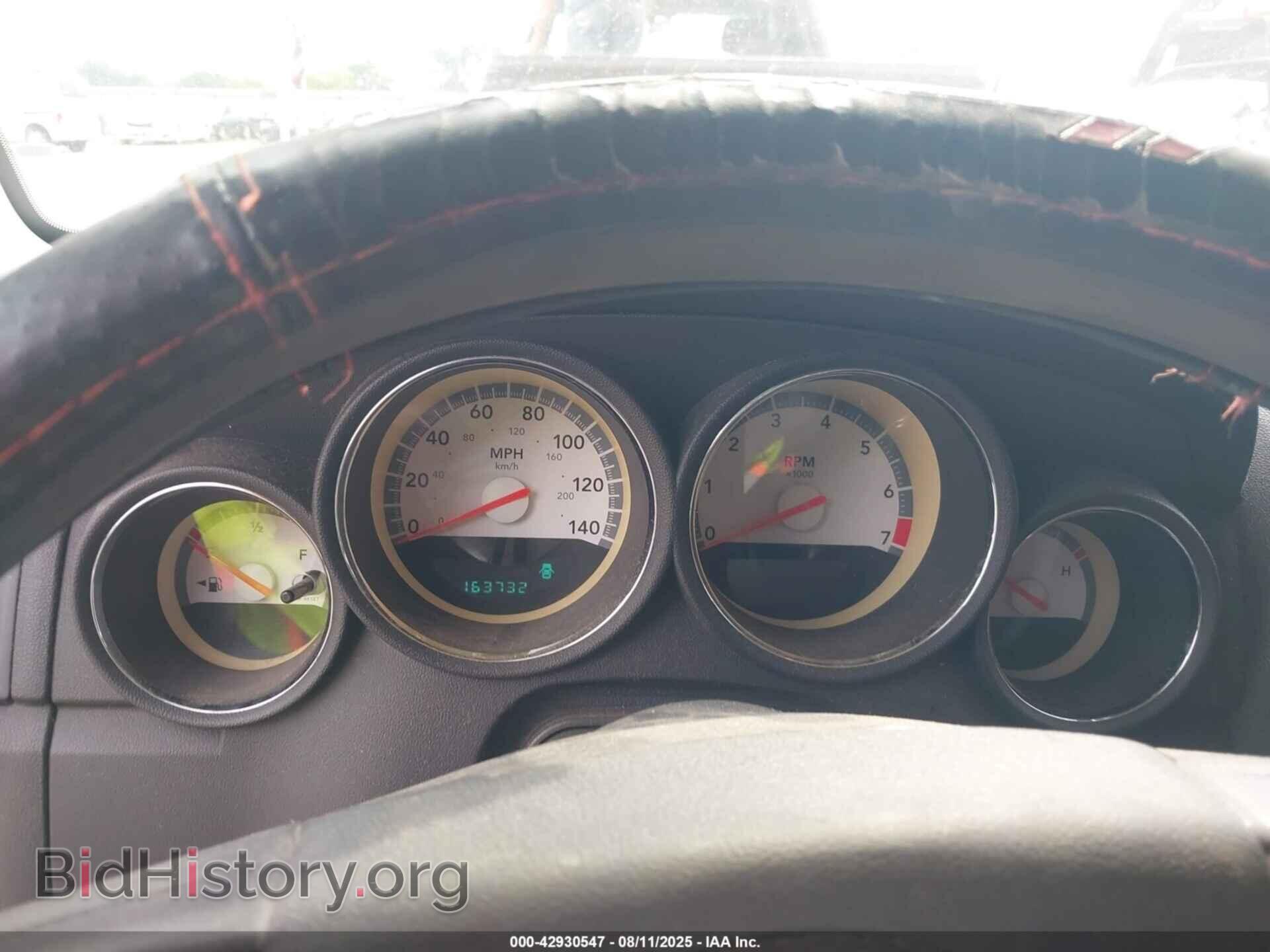 2008 DODGE CHARGER - VIN: 2B3KA33G08H124231 - Фото 7