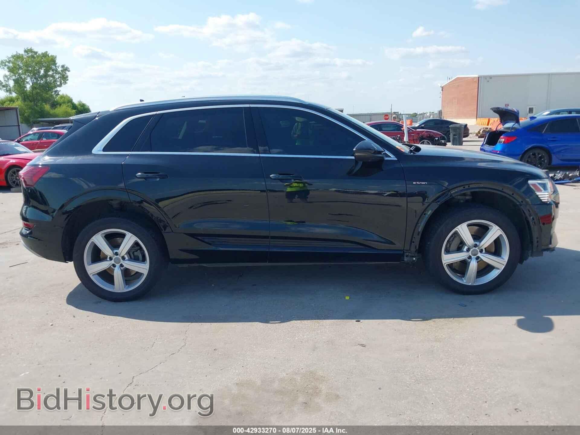 2019 AUDI E-TRON - VIN: WA1LAAGE2KB023105 - Фото 14