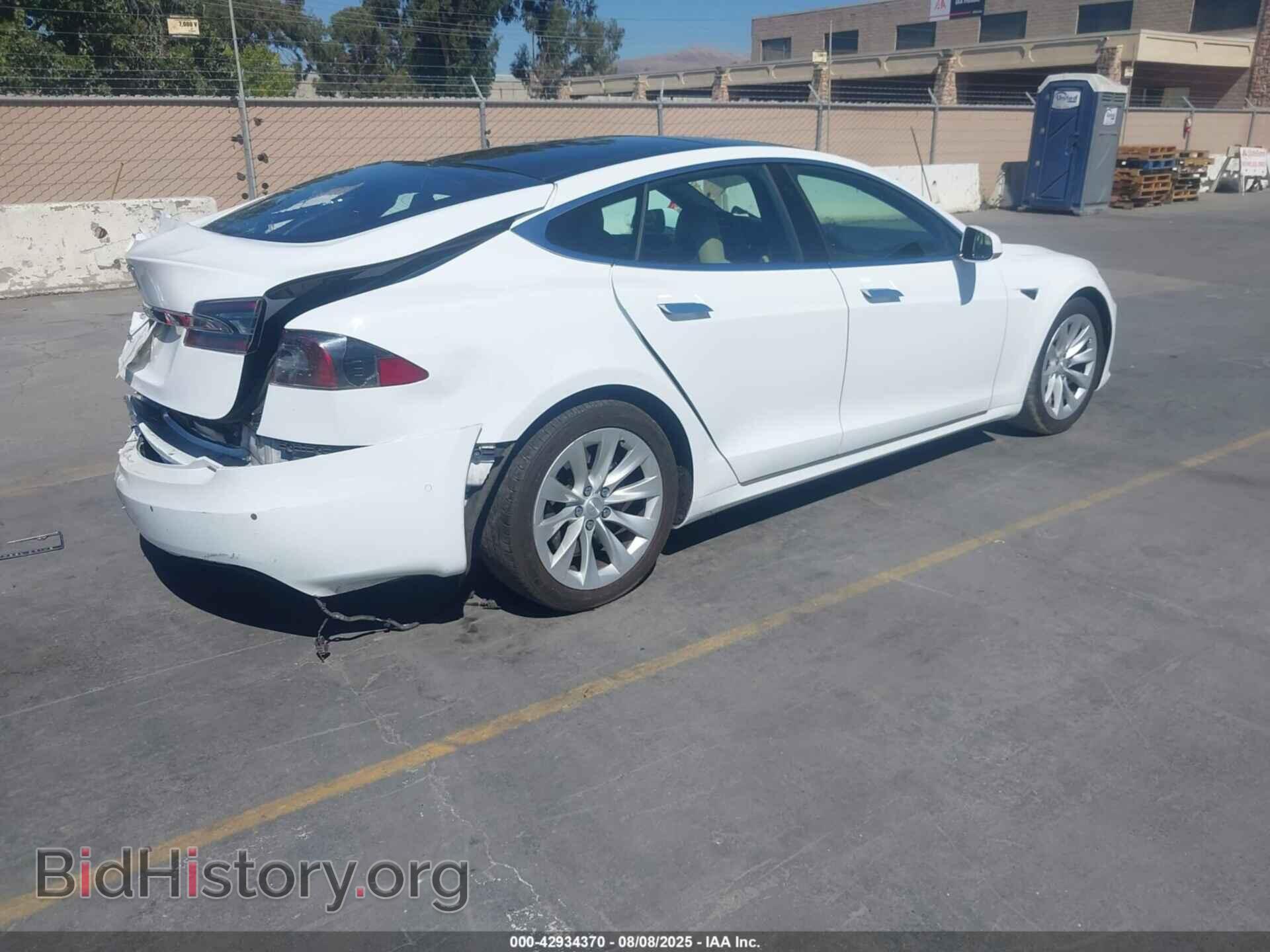 2016 TESLA MODEL S - VIN: 5YJSA1E28GF164923 - Photo 4