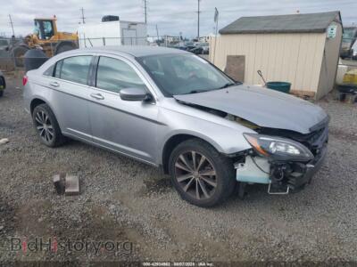 2013 Chrysler 200 Touring, gray — VIN 1C3CCBBB3DN516624, IAAI