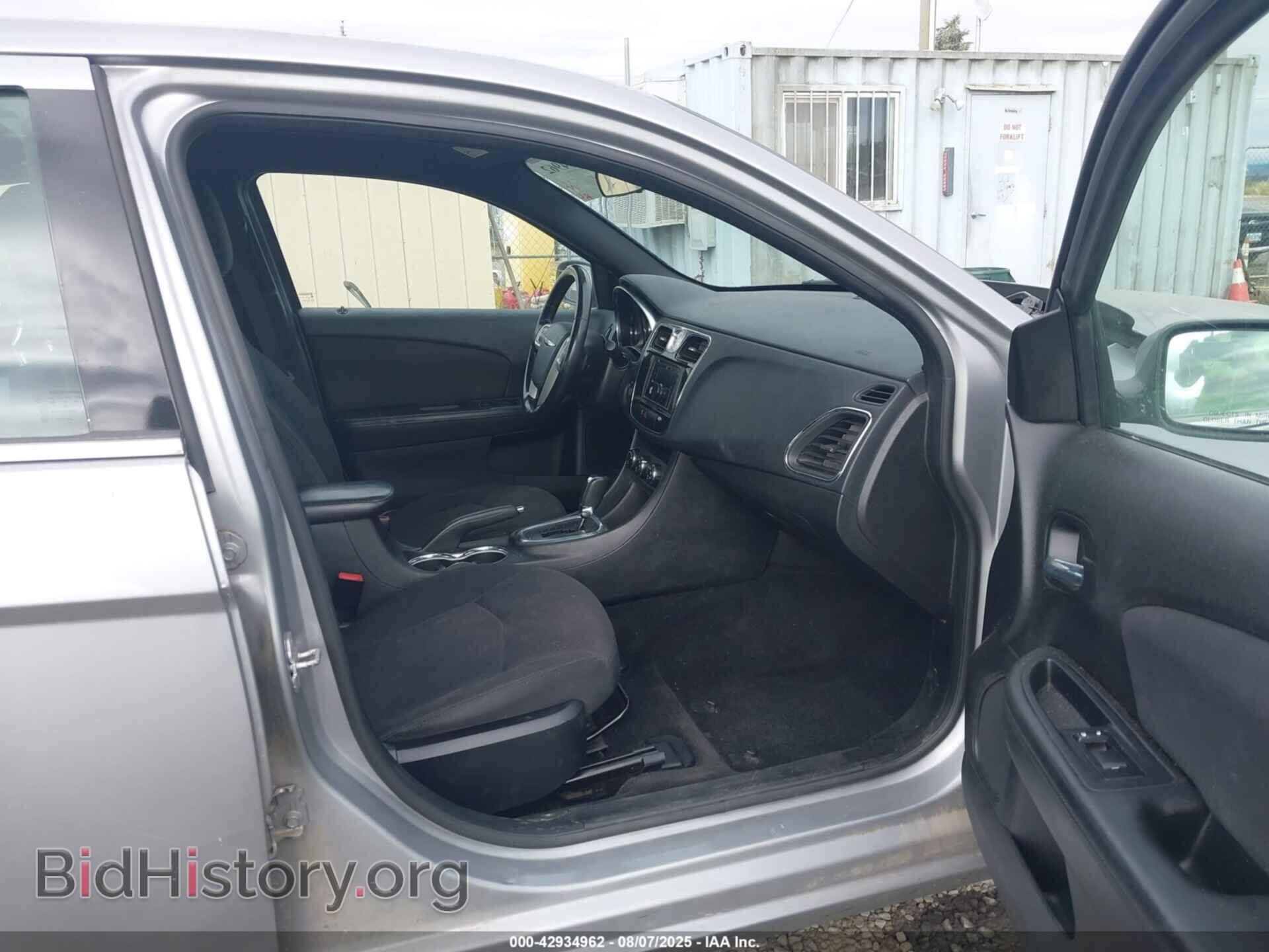 2013 CHRYSLER 200 - VIN: 1C3CCBBB3DN516624 - Photo 5