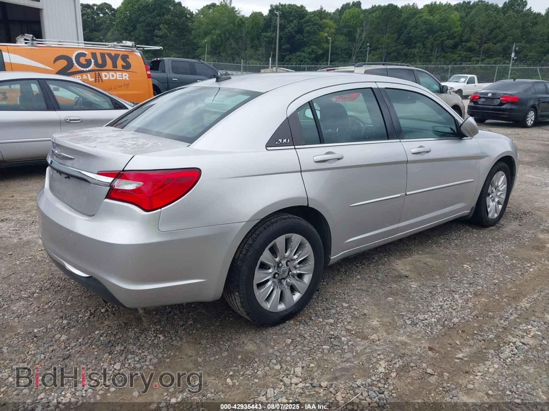 2012 CHRYSLER 200 - VIN: 1C3CCBAB0CN201697 - Фото 4