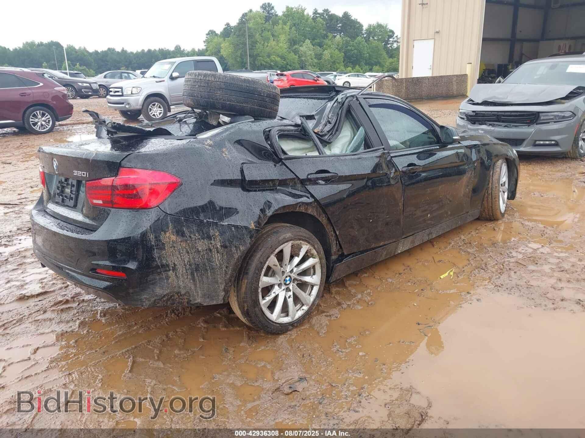 2016 BMW 320I - VIN: WBA8E5G53GNU21773 - Photo 4