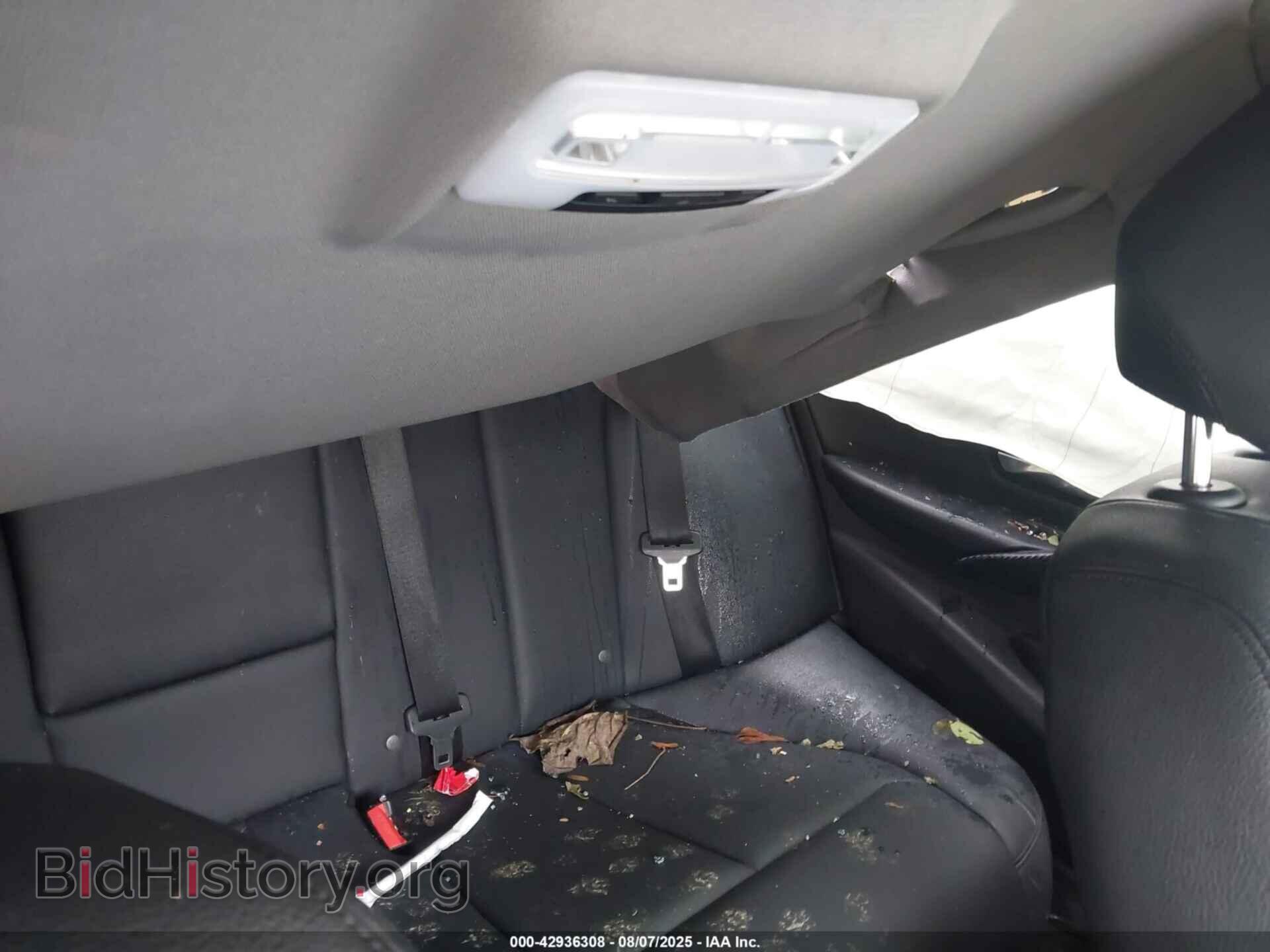 2016 BMW 320I - VIN: WBA8E5G53GNU21773 - Photo 8