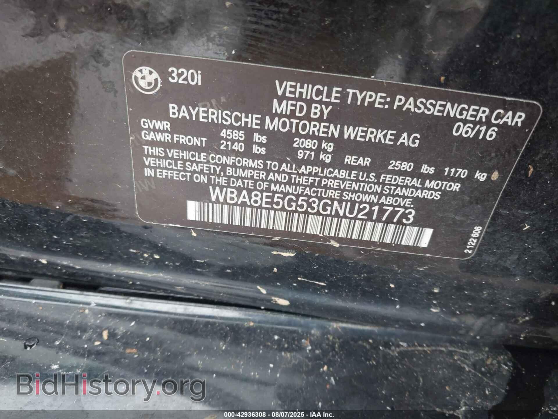 2016 BMW 320I - VIN: WBA8E5G53GNU21773 - Photo 9