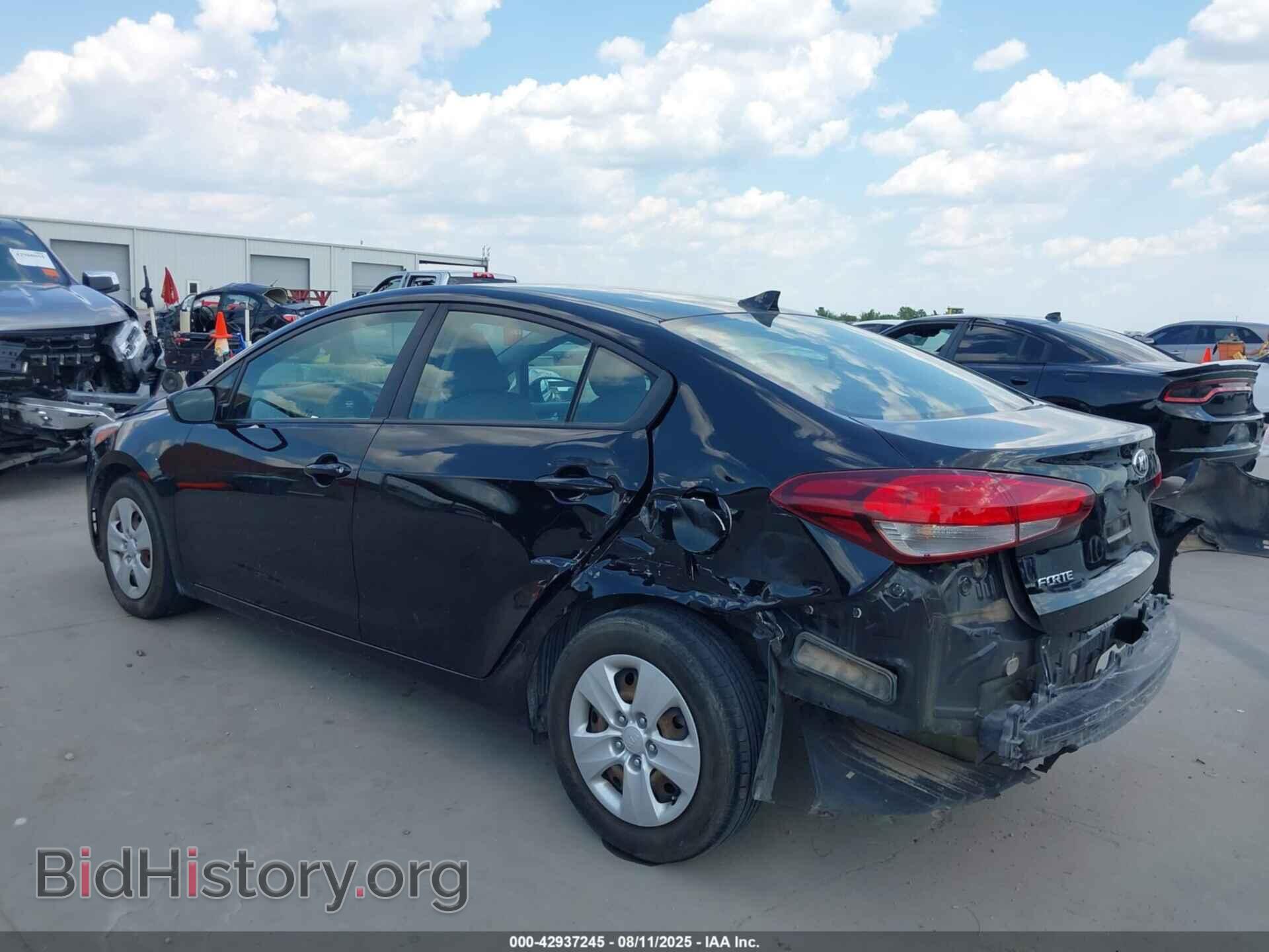2017 KIA FORTE - VIN: 3KPFK4A7XHE064699 - Фото 3