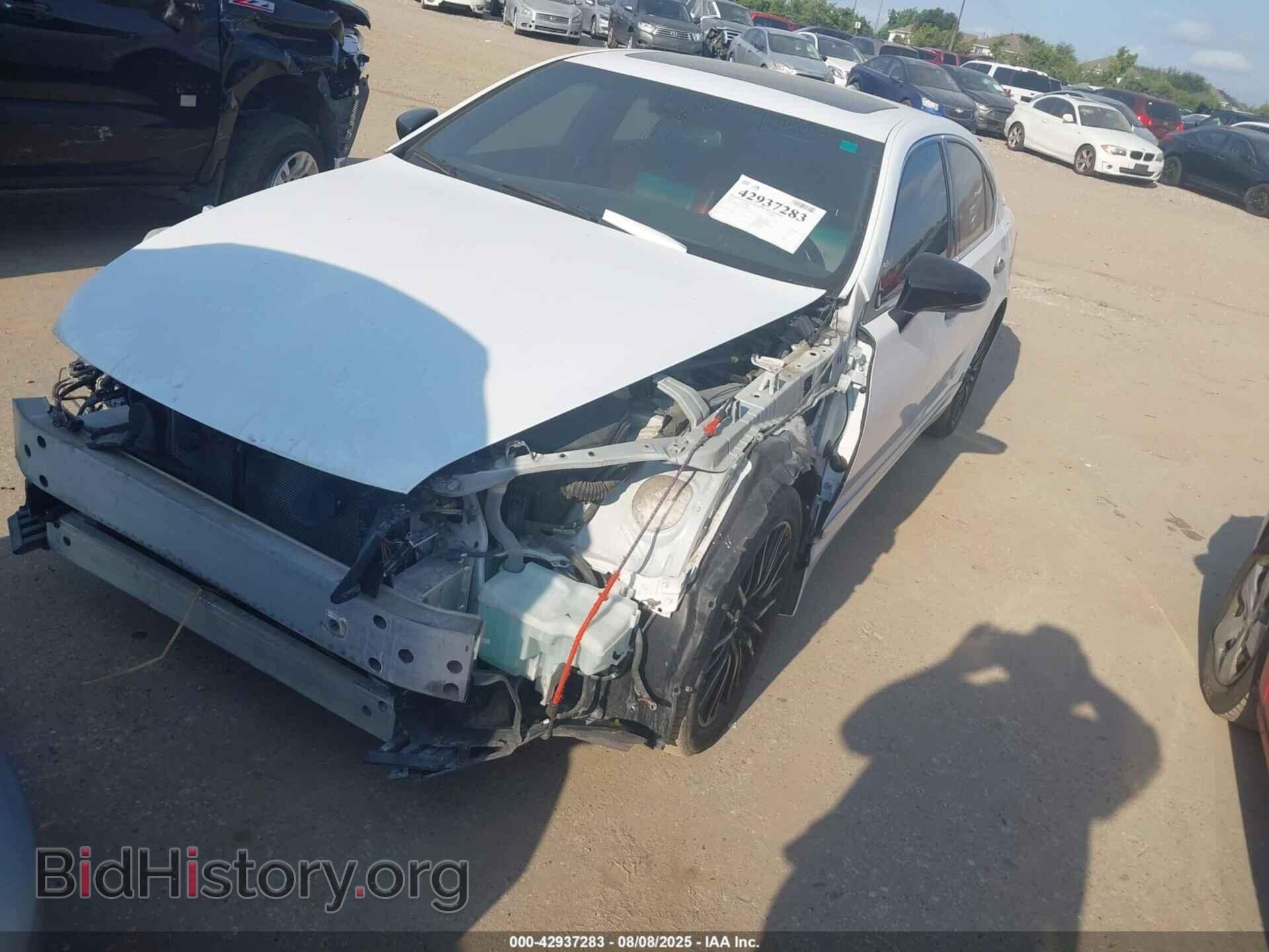 2015 LEXUS LS 460 - VIN: JTHBL5EF4F5135700 - Фото 2