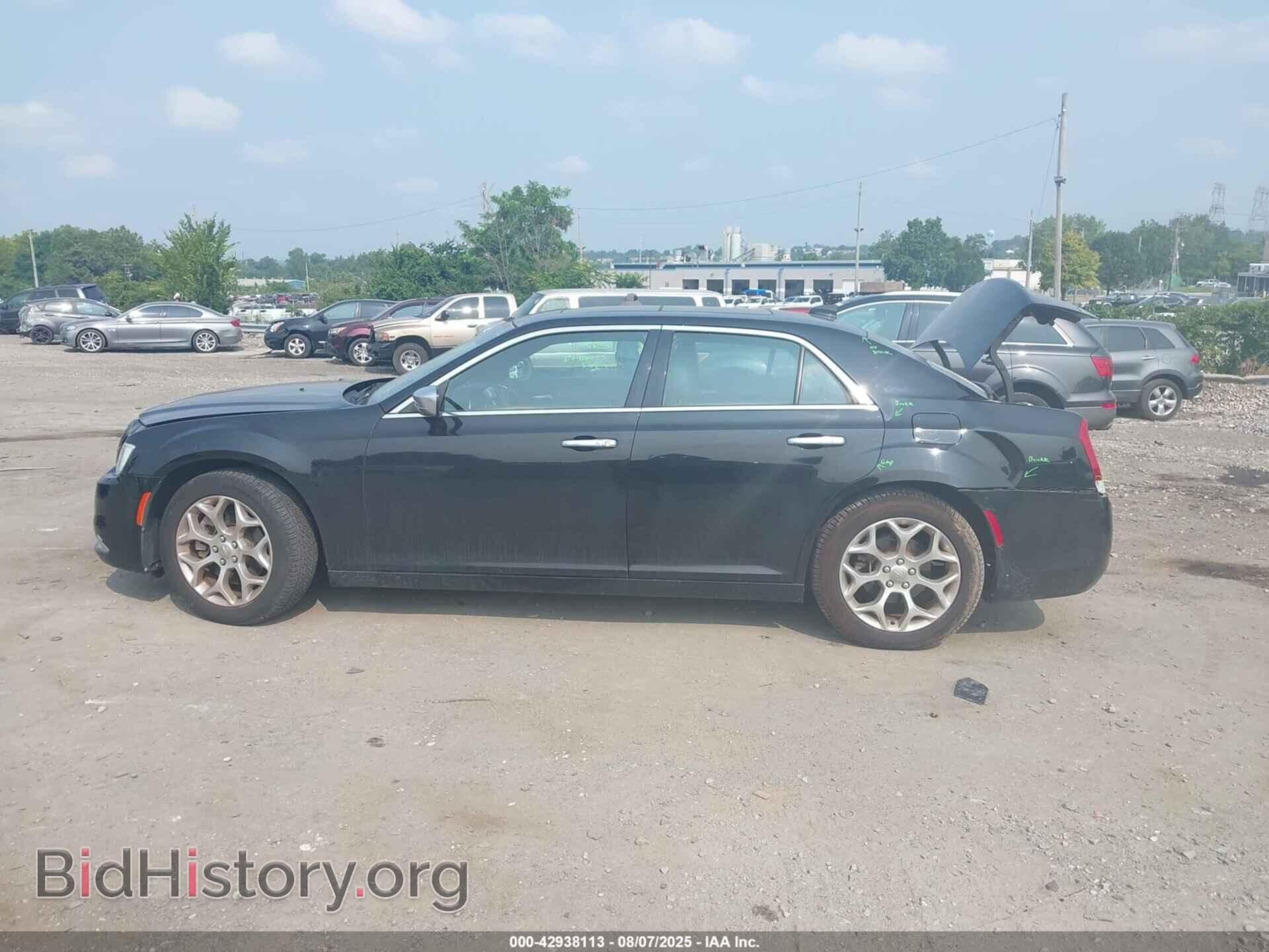 2016 CHRYSLER 300C - VIN: 2C3CCASG9GH208523 - Фото 15
