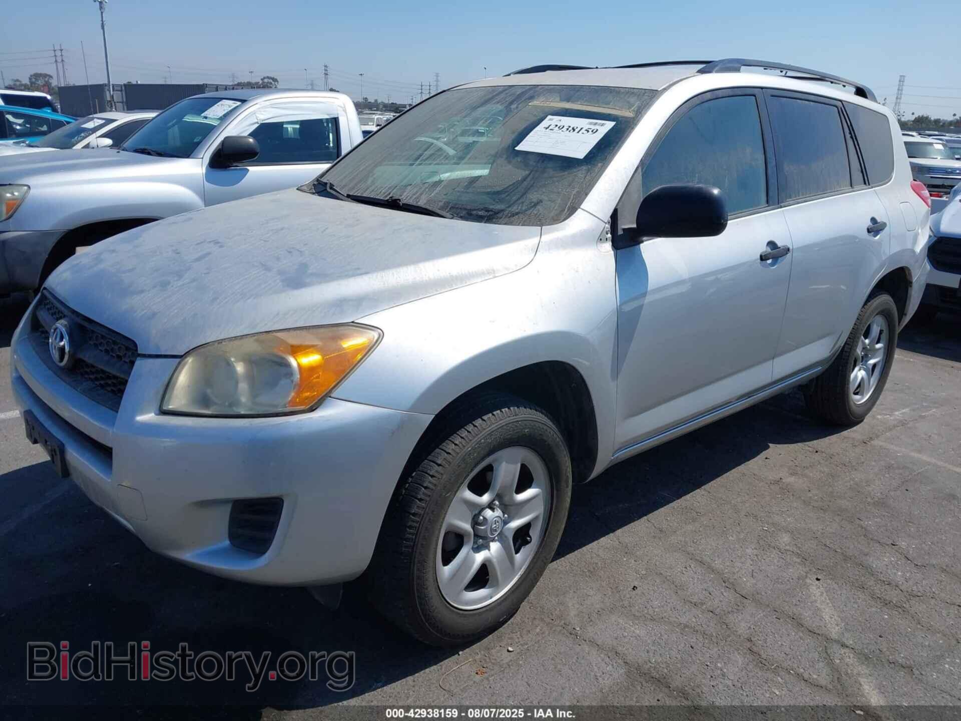 2011 TOYOTA RAV4 - VIN: JTMZF4DV9B5033748 - Фото 2