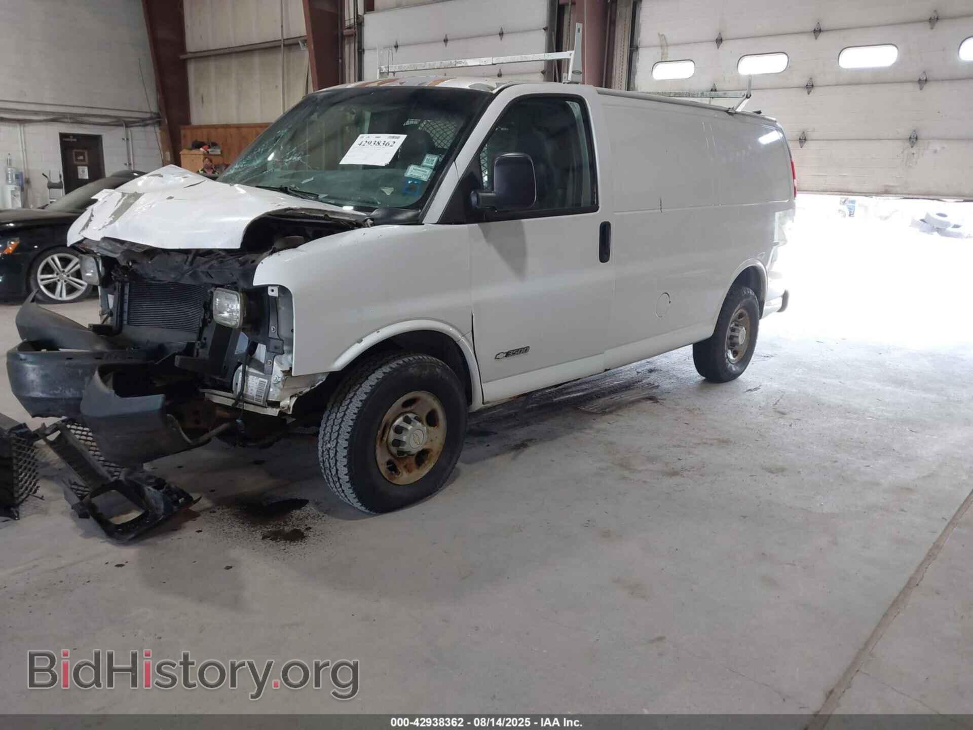 2006 CHEVROLET EXPRESS - VIN: 1GCHG35UX61149319 - Фото 2
