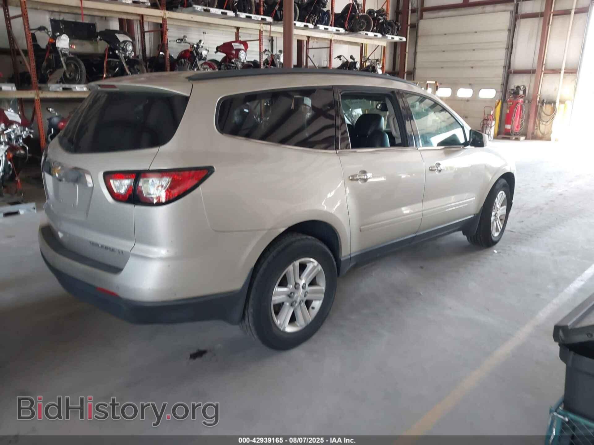 2014 CHEVROLET TRAVERSE - VIN: 1GNKRHKD8EJ352376 - Фото 4