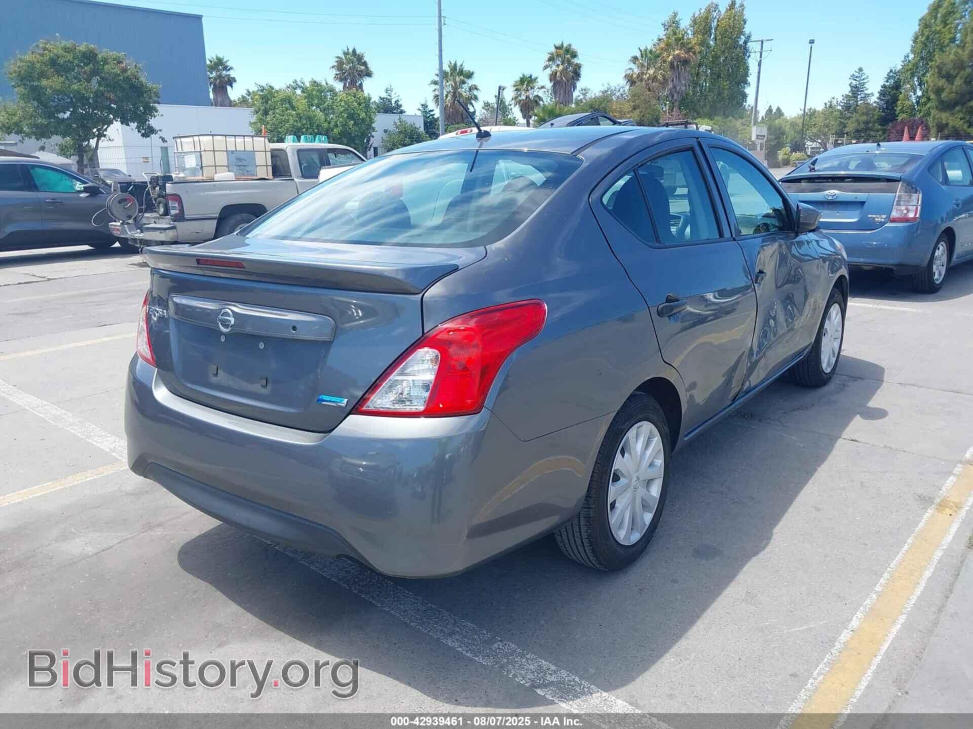 2016 NISSAN VERSA - VIN: 3N1CN7AP0GL835728 - Фото 4
