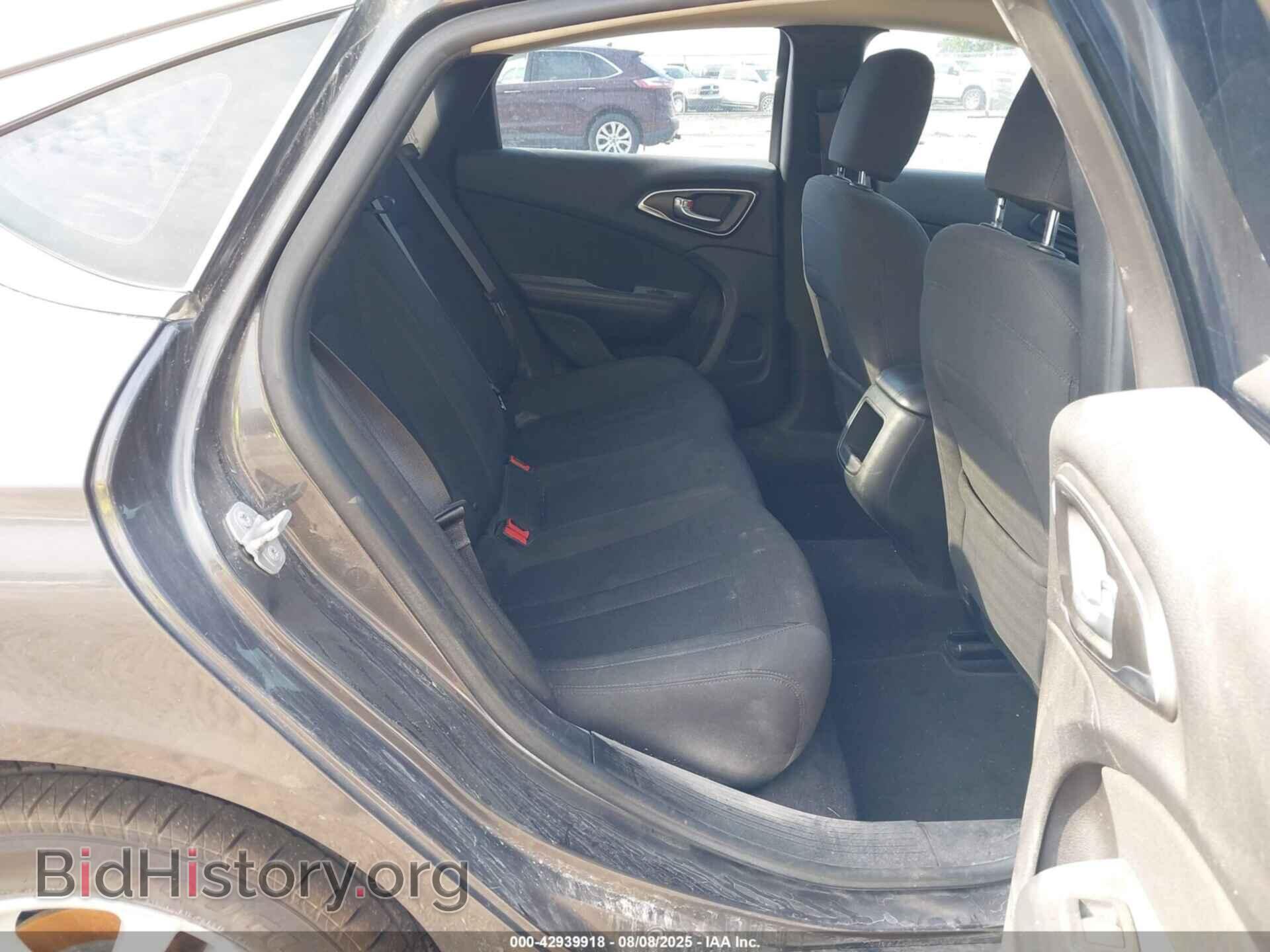 2015 CHRYSLER 200 - VIN: 1C3CCCAB8FN654539 - Фото 8