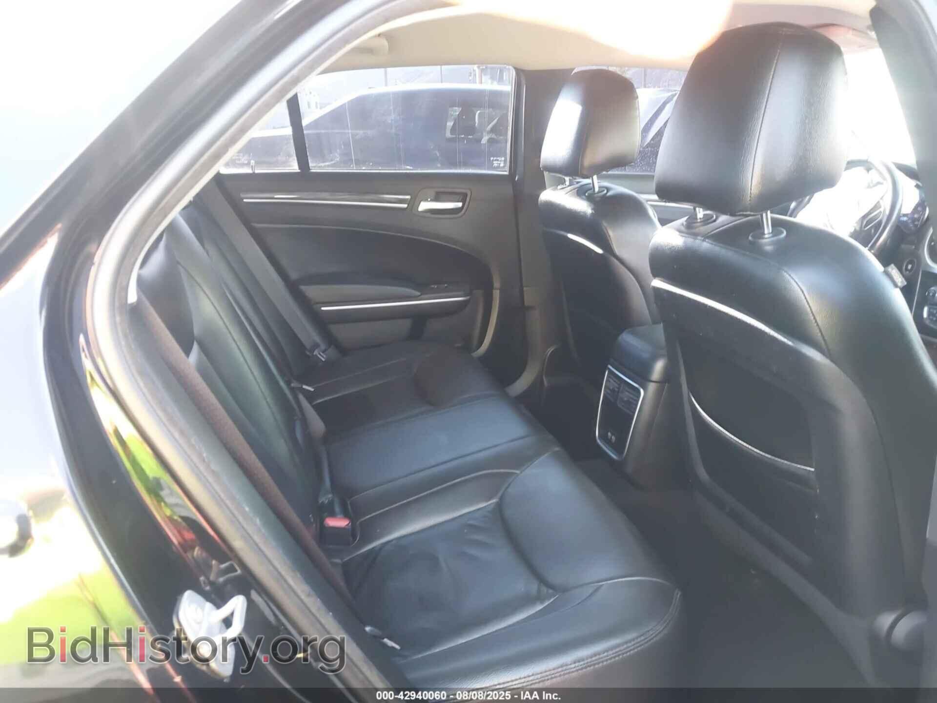 2019 CHRYSLER 300 - VIN: 2C3CCAAG3KH580983 - Фото 8