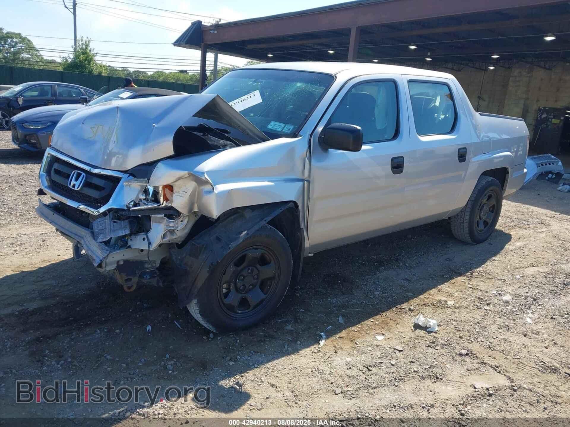 2011 HONDA RIDGELINE - VIN: 5FPYK1F21BB006056 - Фото 2