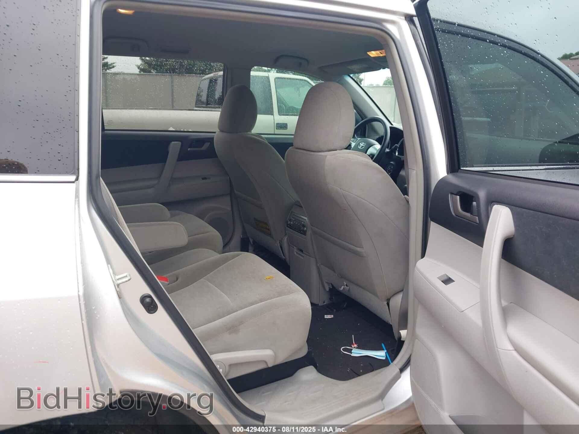 2012 TOYOTA HIGHLANDER - VIN: 5TDBK3EH0CS105576 - Фото 8